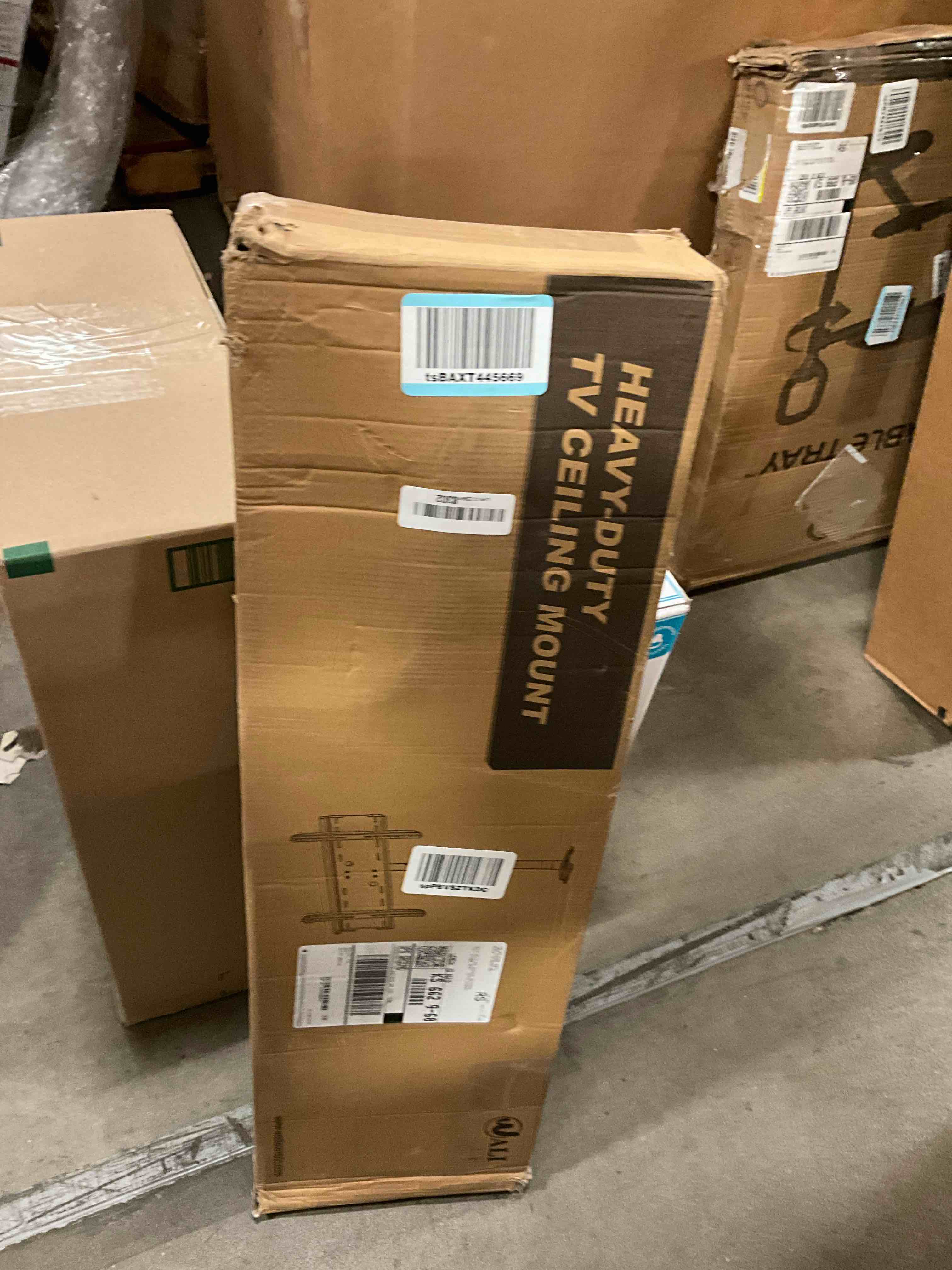 https://s3.amazonaws.com/lotting-images-prod/bidfta/PNK0388898_1730316756467.jpeg