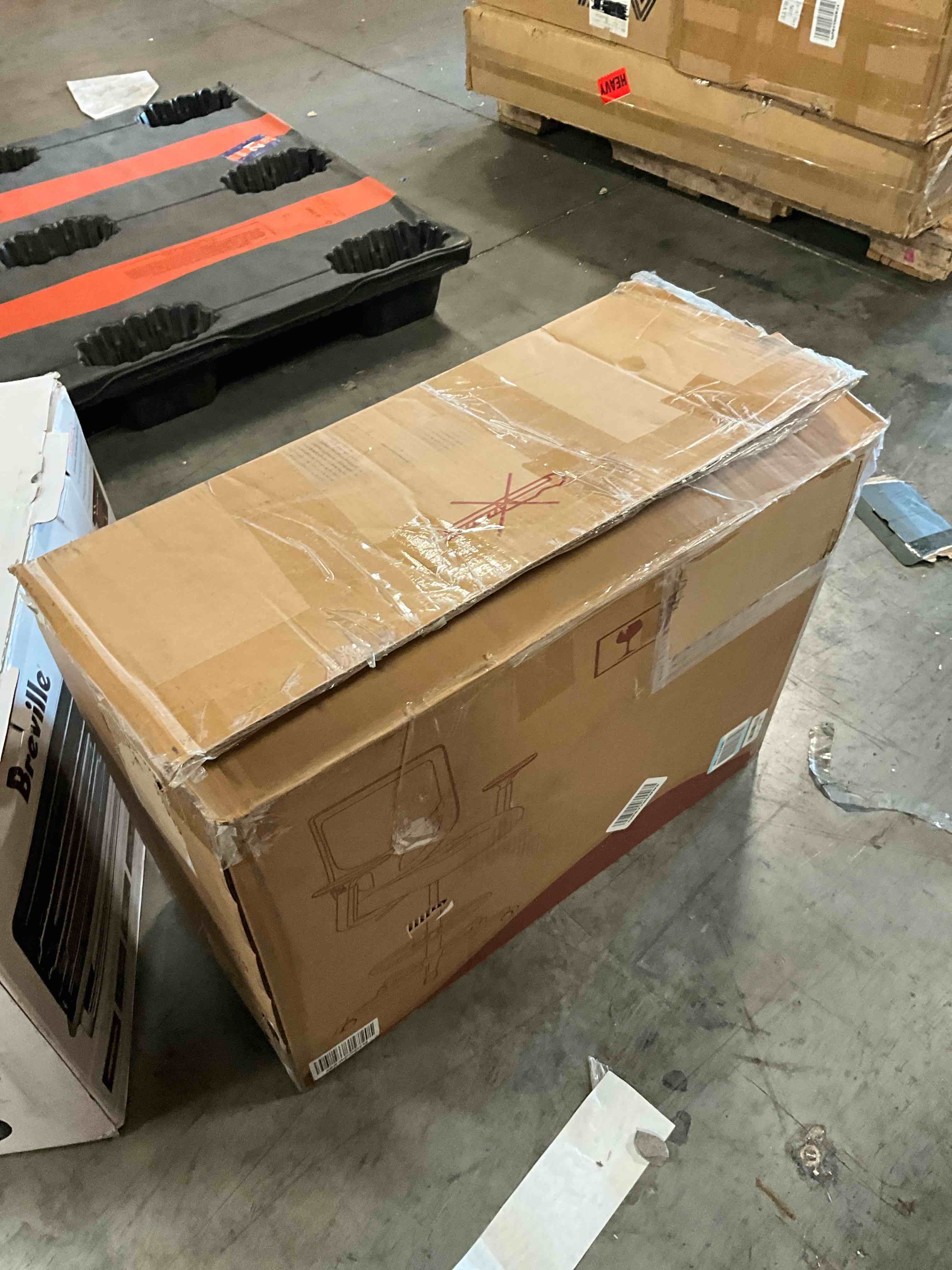 https://s3.amazonaws.com/lotting-images-prod/bidfta/PNK0389251_1730237222522.jpeg