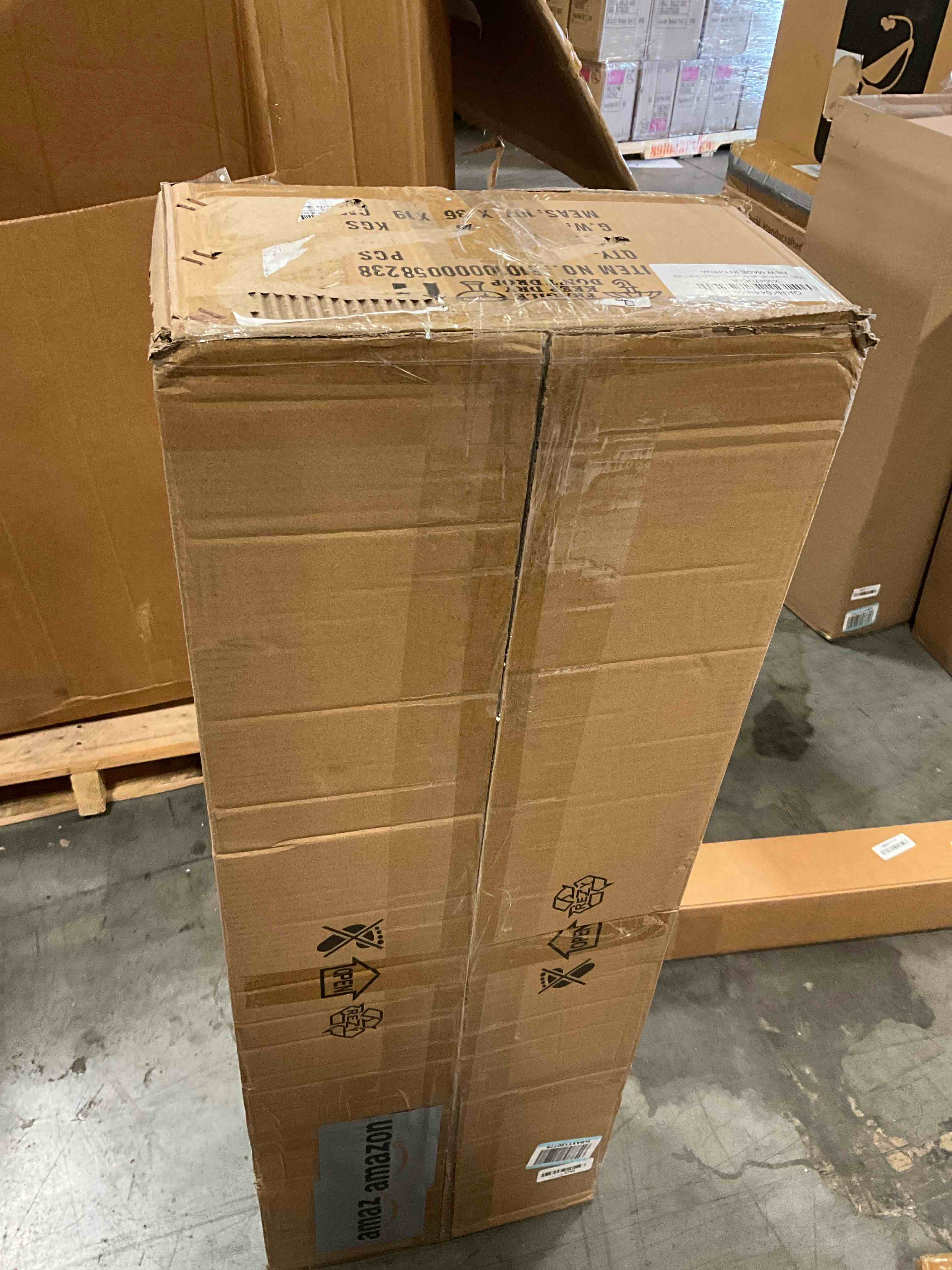 https://s3.amazonaws.com/lotting-images-prod/bidfta/PNK0389529_1730144830787.jpeg