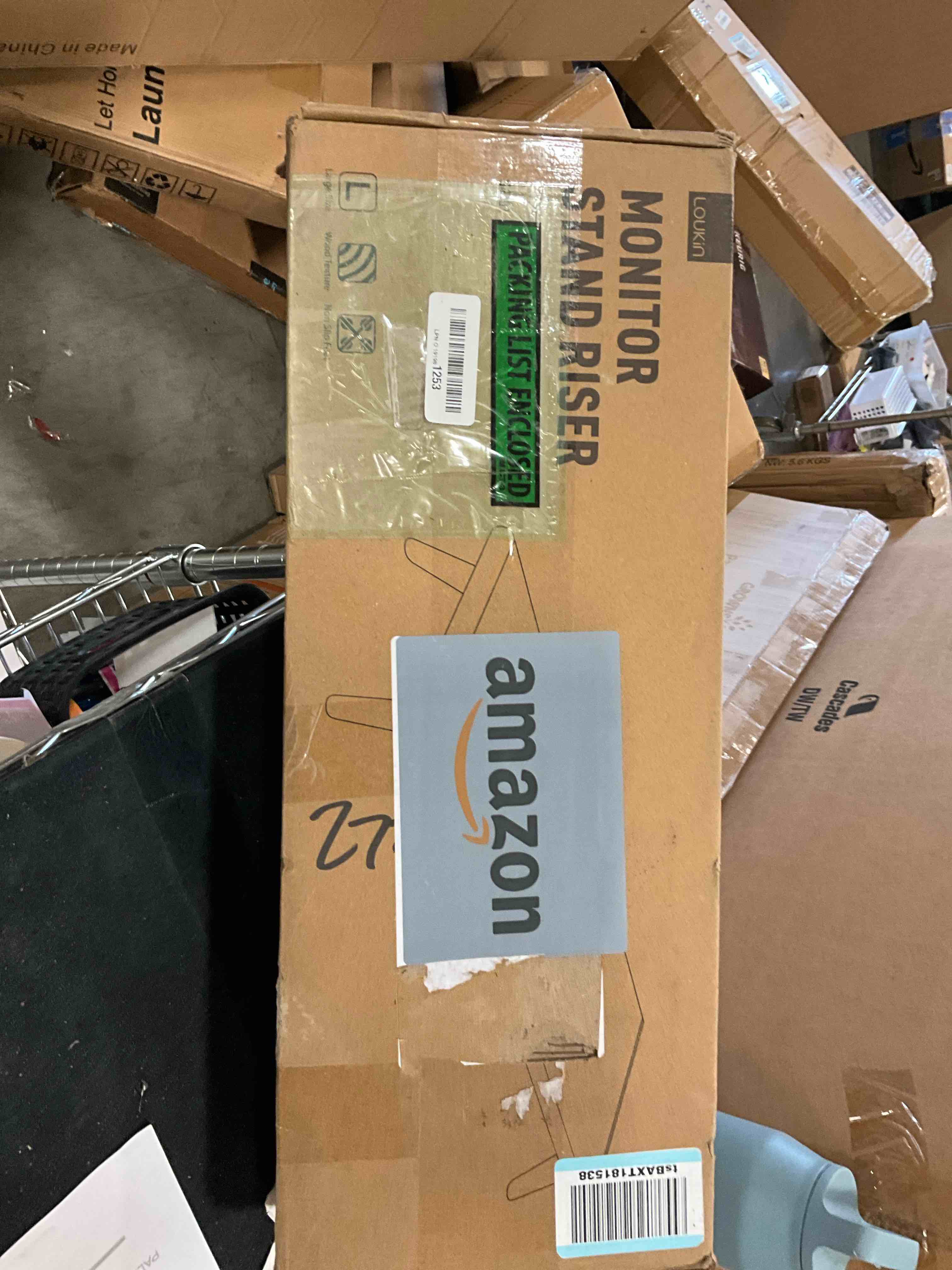https://s3.amazonaws.com/lotting-images-prod/bidfta/PNK0389565_1730144314809.jpeg