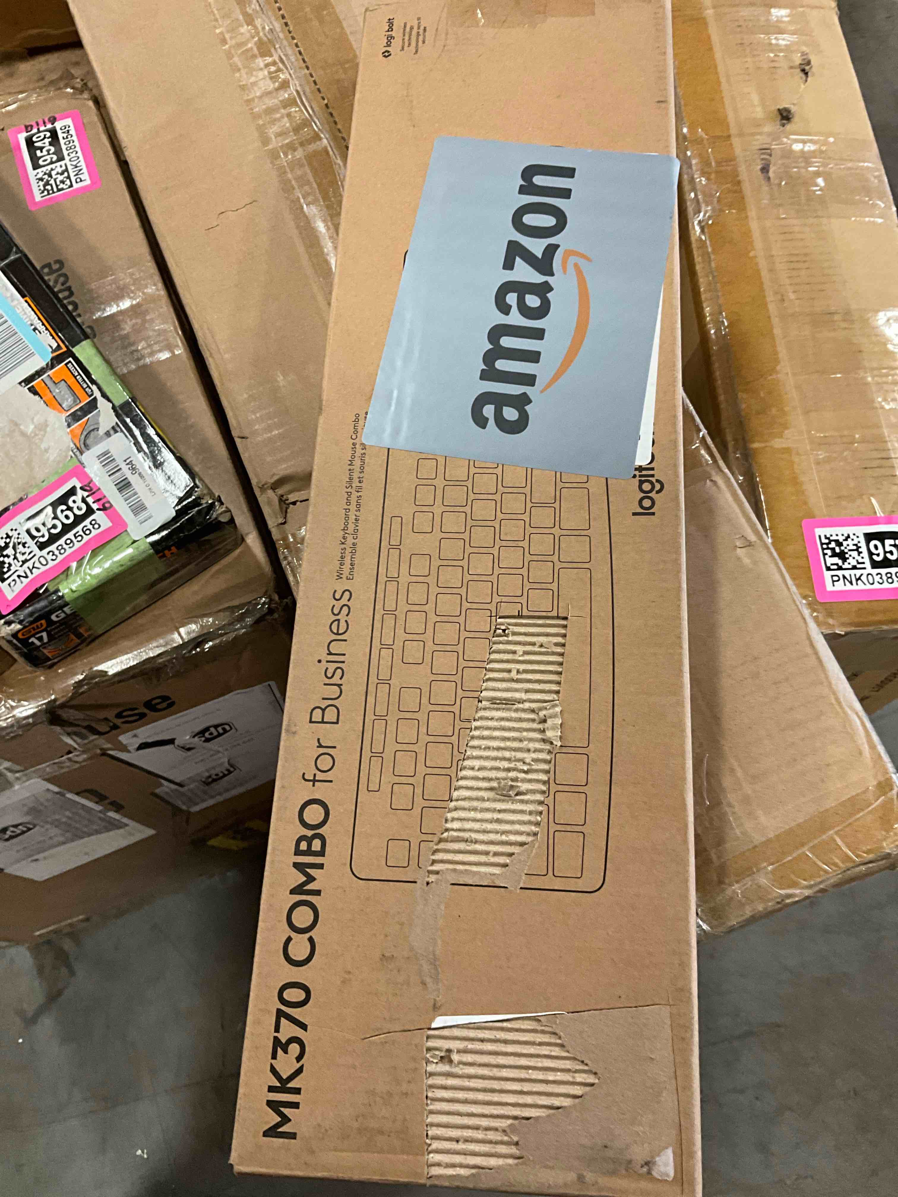 https://s3.amazonaws.com/lotting-images-prod/bidfta/PNK0389575_1730147465376.jpeg