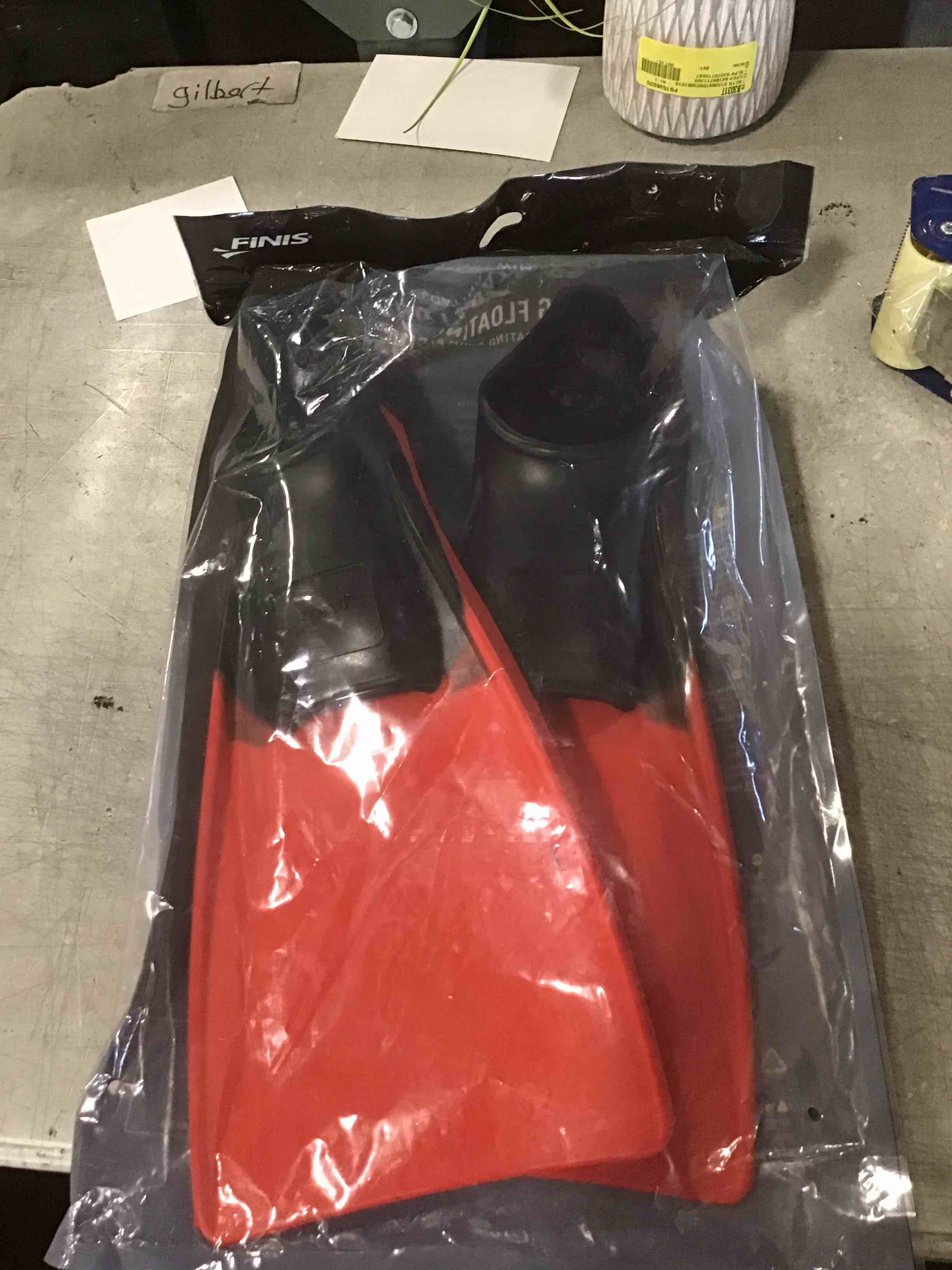 https://s3.amazonaws.com/lotting-images-prod/bidfta/PNK0423410_1728650394805.jpeg