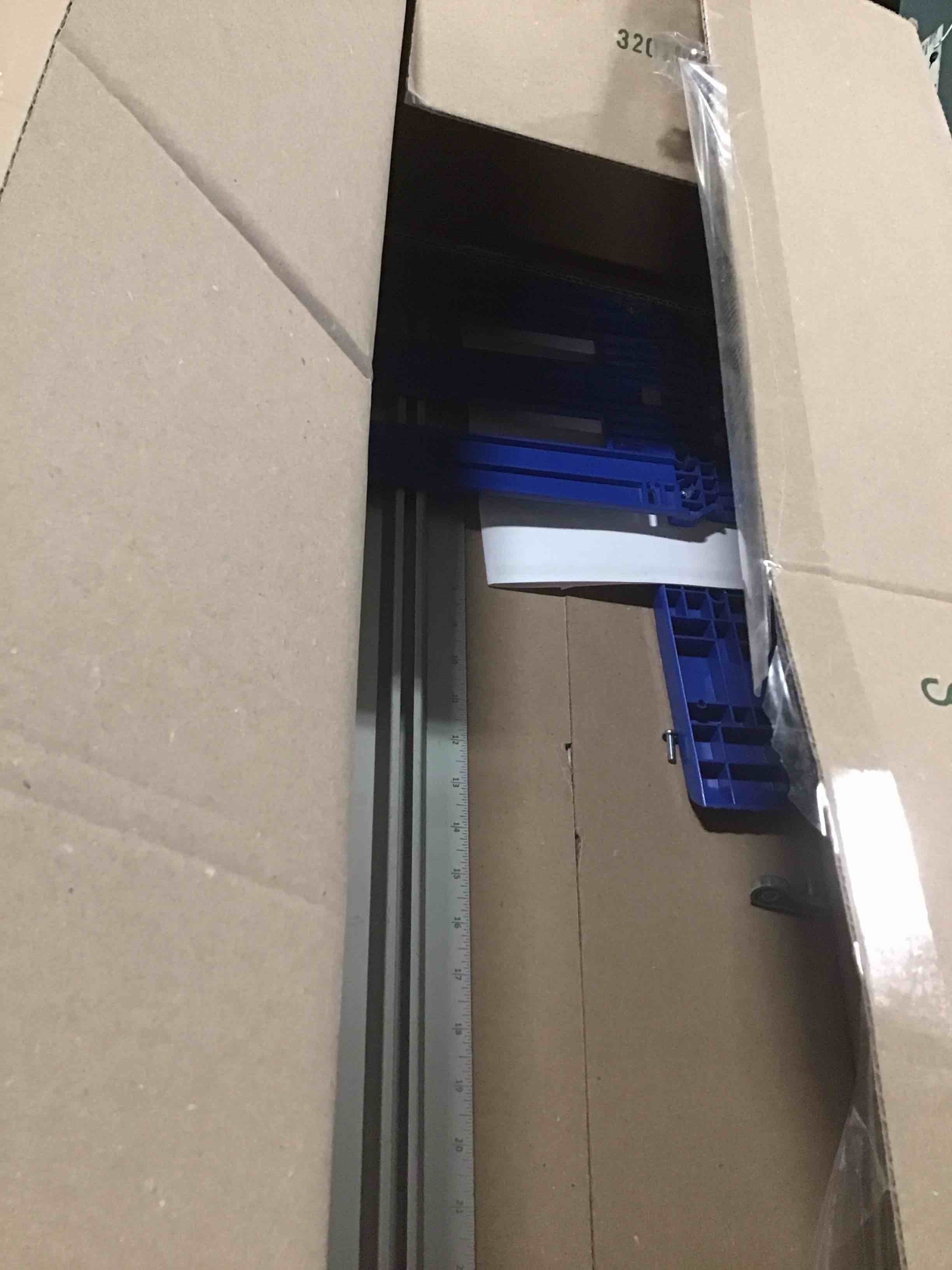 https://s3.amazonaws.com/lotting-images-prod/bidfta/PNK0423548_1728908063619.jpeg