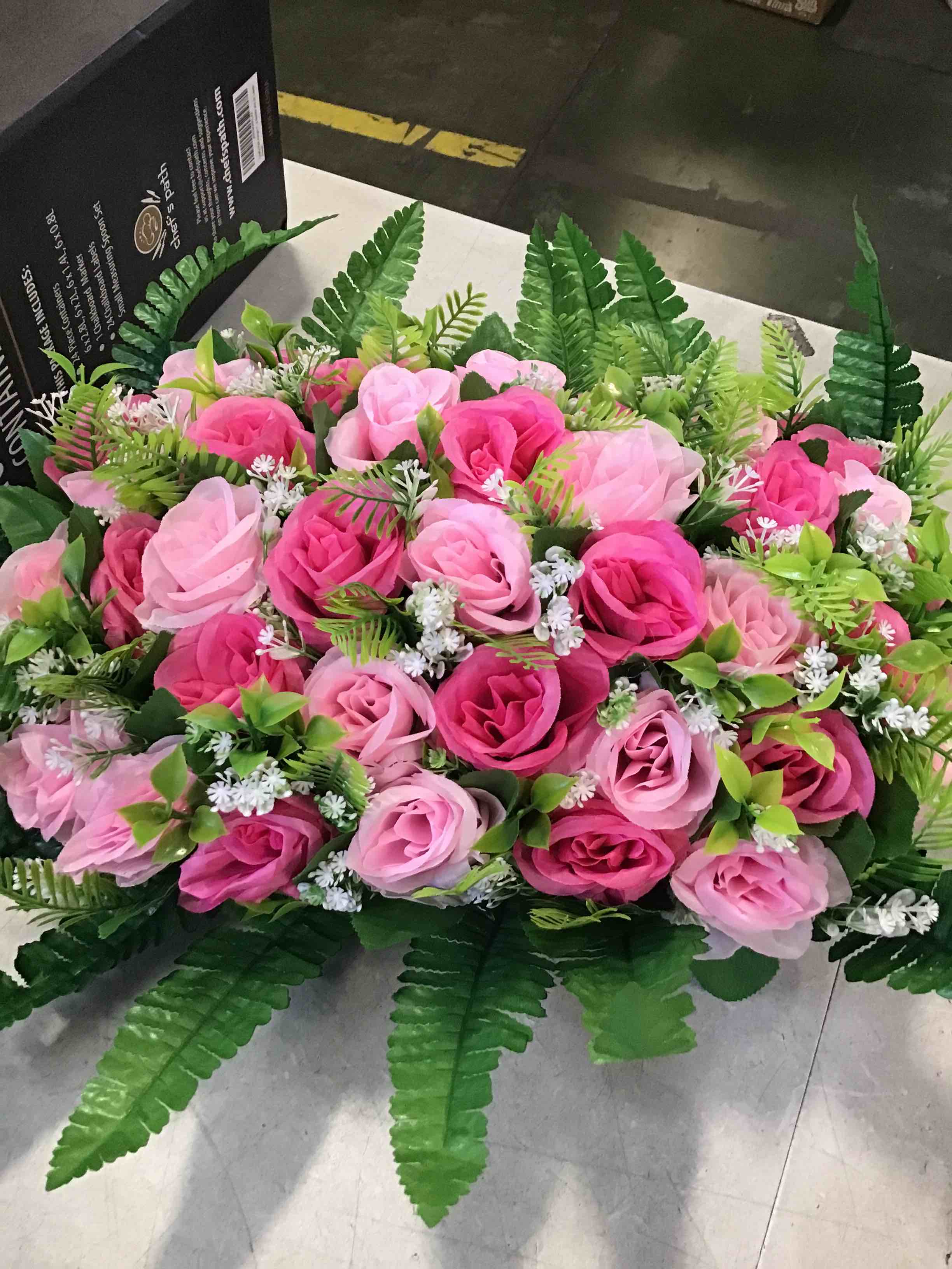 https://s3.amazonaws.com/lotting-images-prod/bidfta/PNK0428019_1729179326708.jpeg