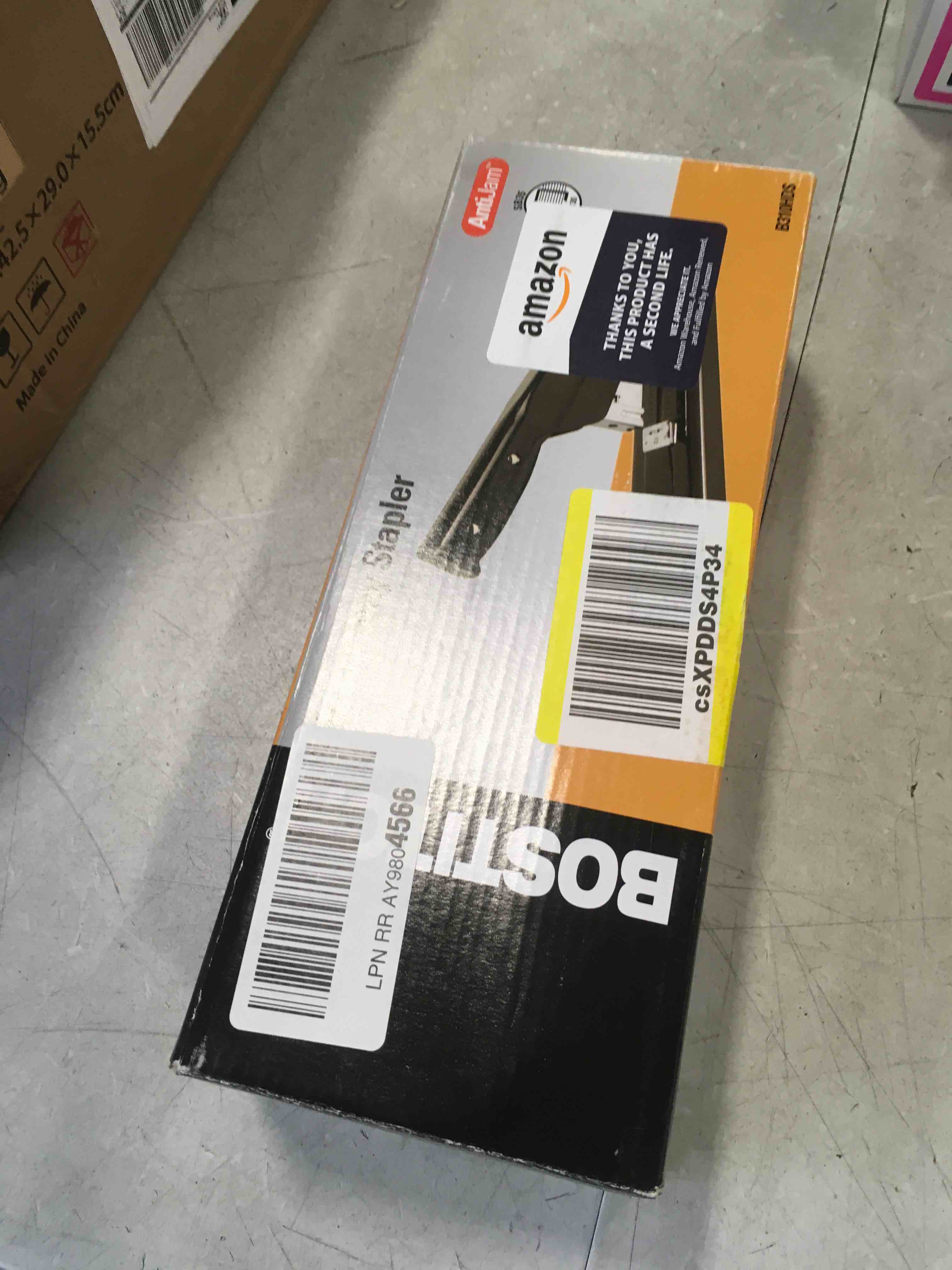 https://s3.amazonaws.com/lotting-images-prod/bidfta/PNK0428771_1728923991323.jpeg
