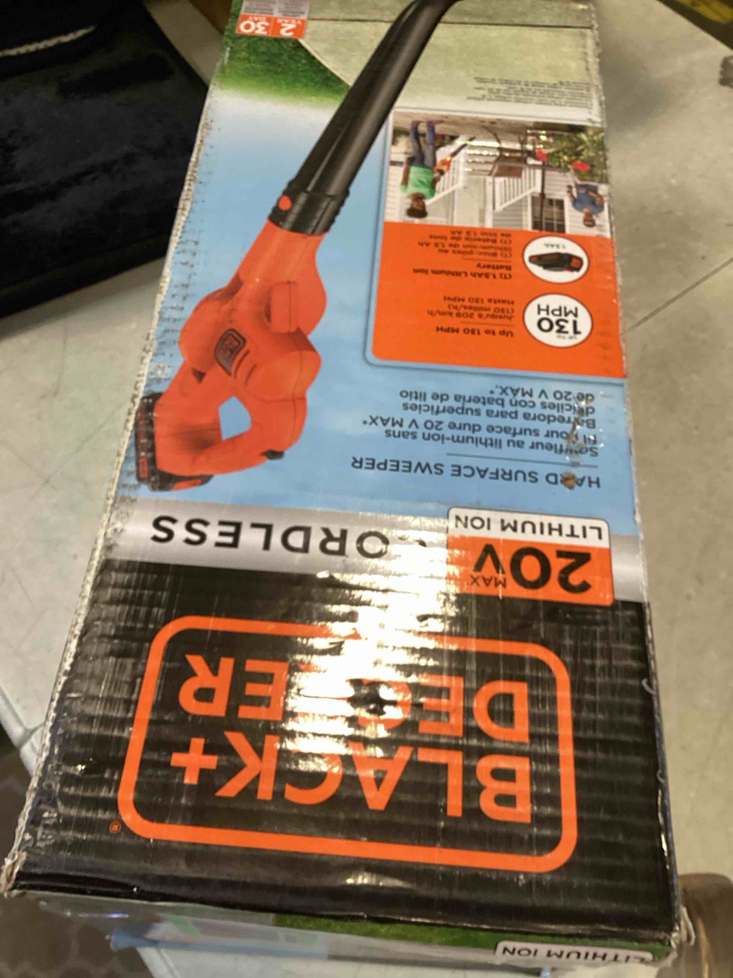https://s3.amazonaws.com/lotting-images-prod/bidfta/PNK0429448_1728586109090.jpeg