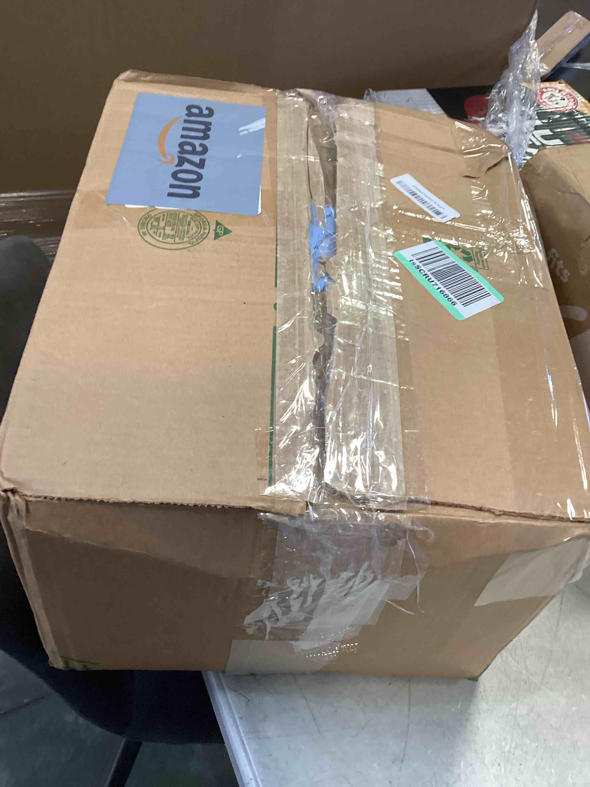 https://s3.amazonaws.com/lotting-images-prod/bidfta/PNK0429461_1728584712384.jpeg