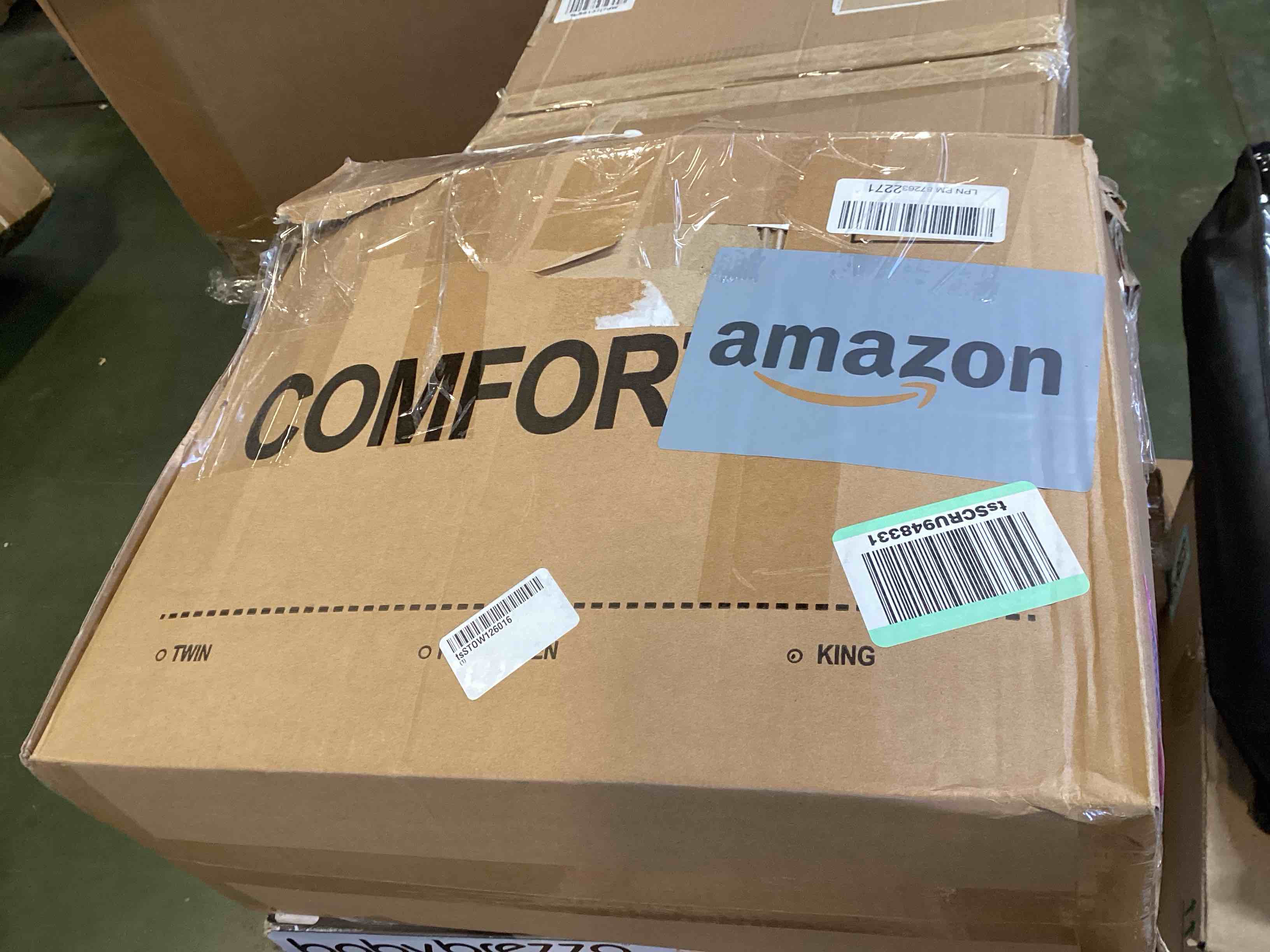 https://s3.amazonaws.com/lotting-images-prod/bidfta/PNK0429466_1728584262801.jpeg