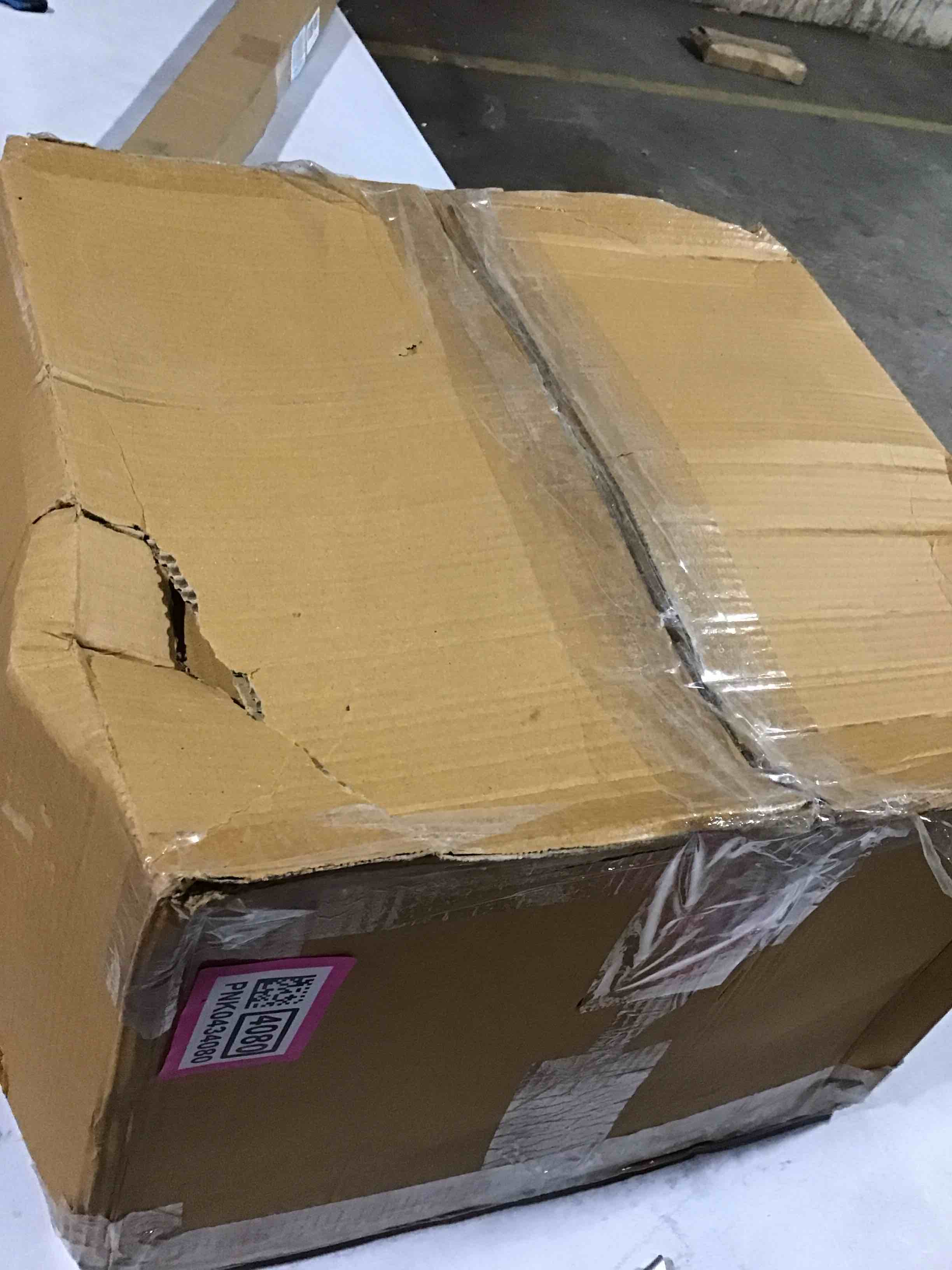 https://s3.amazonaws.com/lotting-images-prod/bidfta/PNK0434080_1730396408497.jpeg