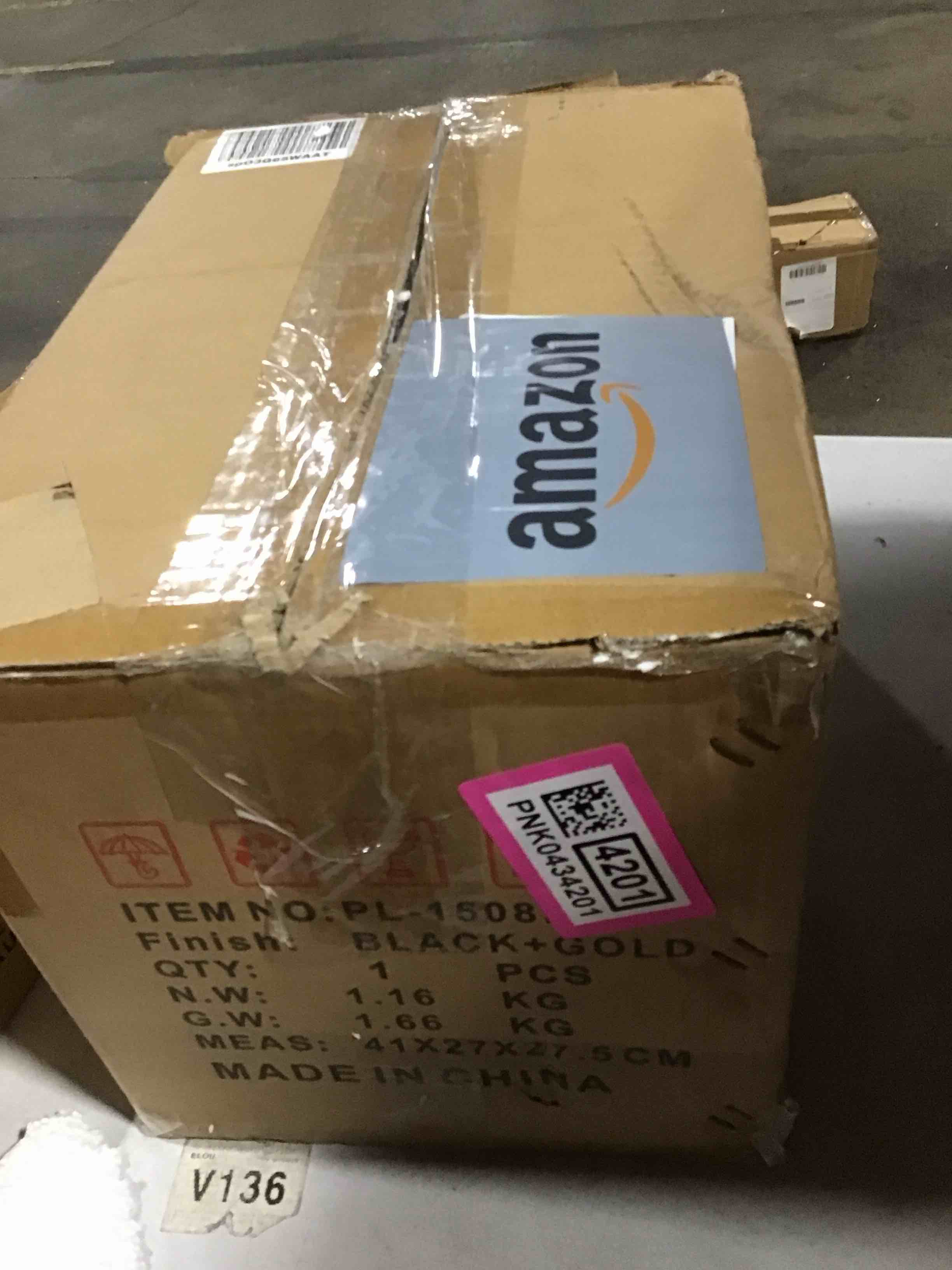 https://s3.amazonaws.com/lotting-images-prod/bidfta/PNK0434201_1730379999556.jpeg