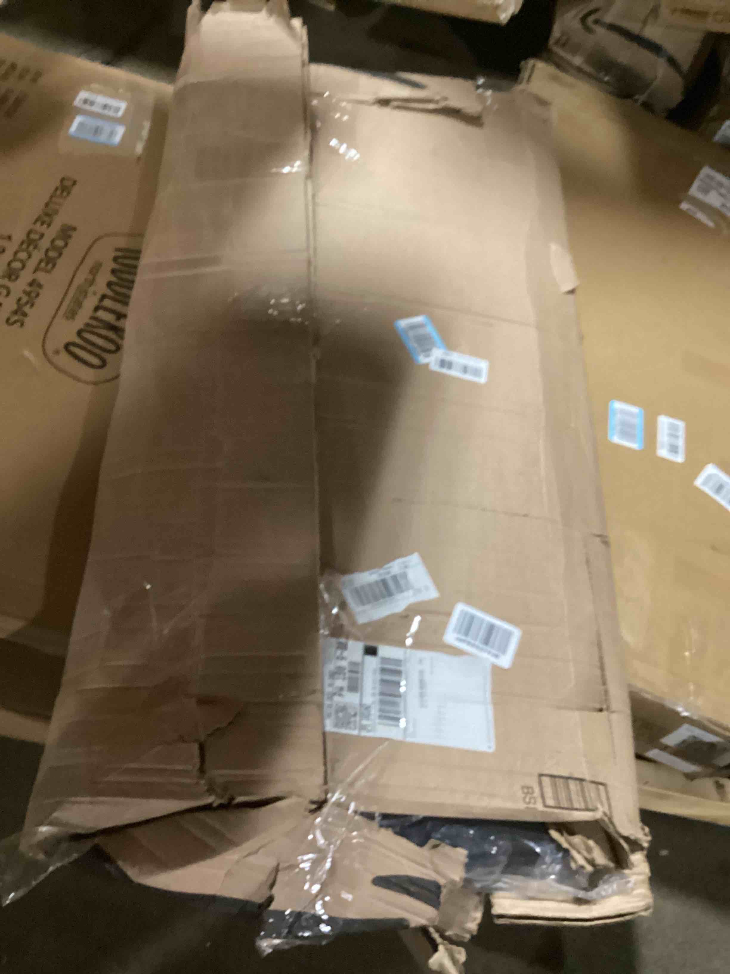 https://s3.amazonaws.com/lotting-images-prod/bidfta/PNK0434277_1730318739363.jpeg