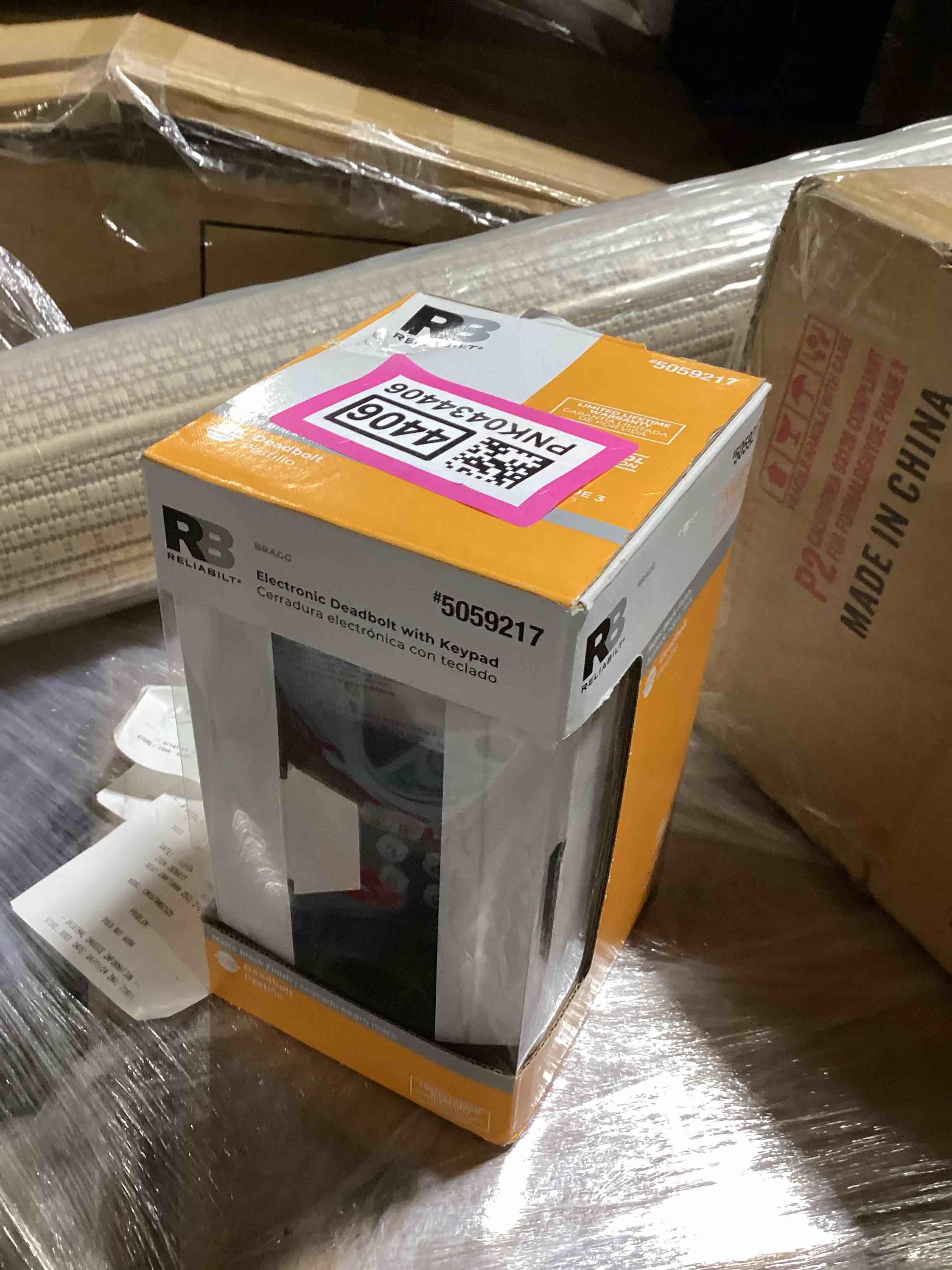 https://s3.amazonaws.com/lotting-images-prod/bidfta/PNK0434406_1730223651326.jpeg