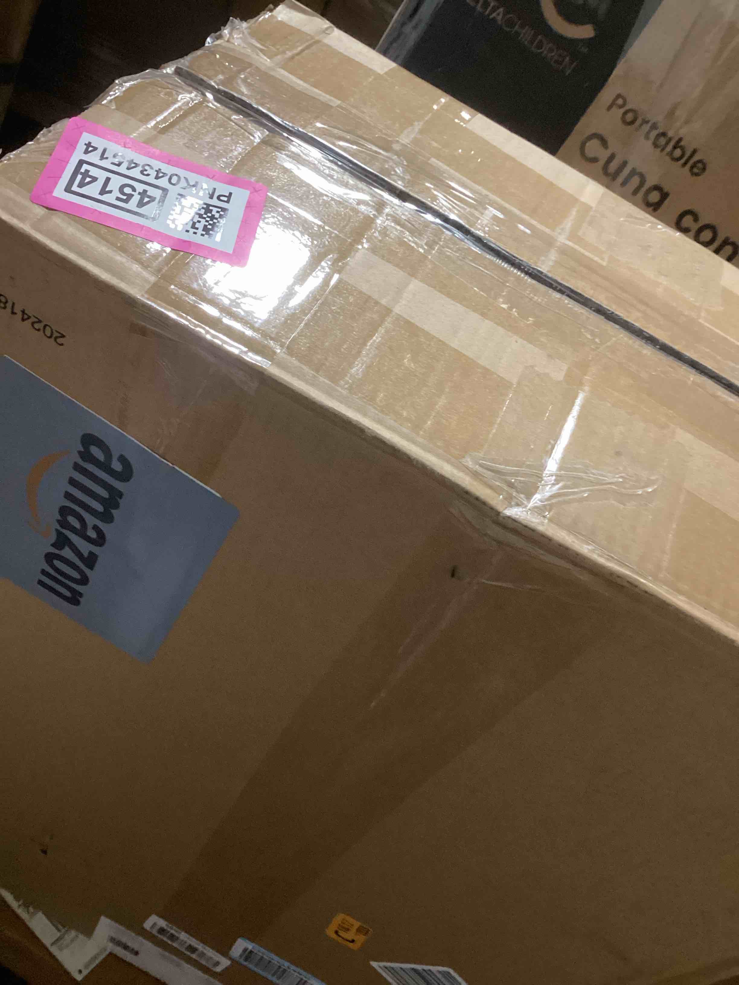 https://s3.amazonaws.com/lotting-images-prod/bidfta/PNK0434514_1730203904871.jpeg