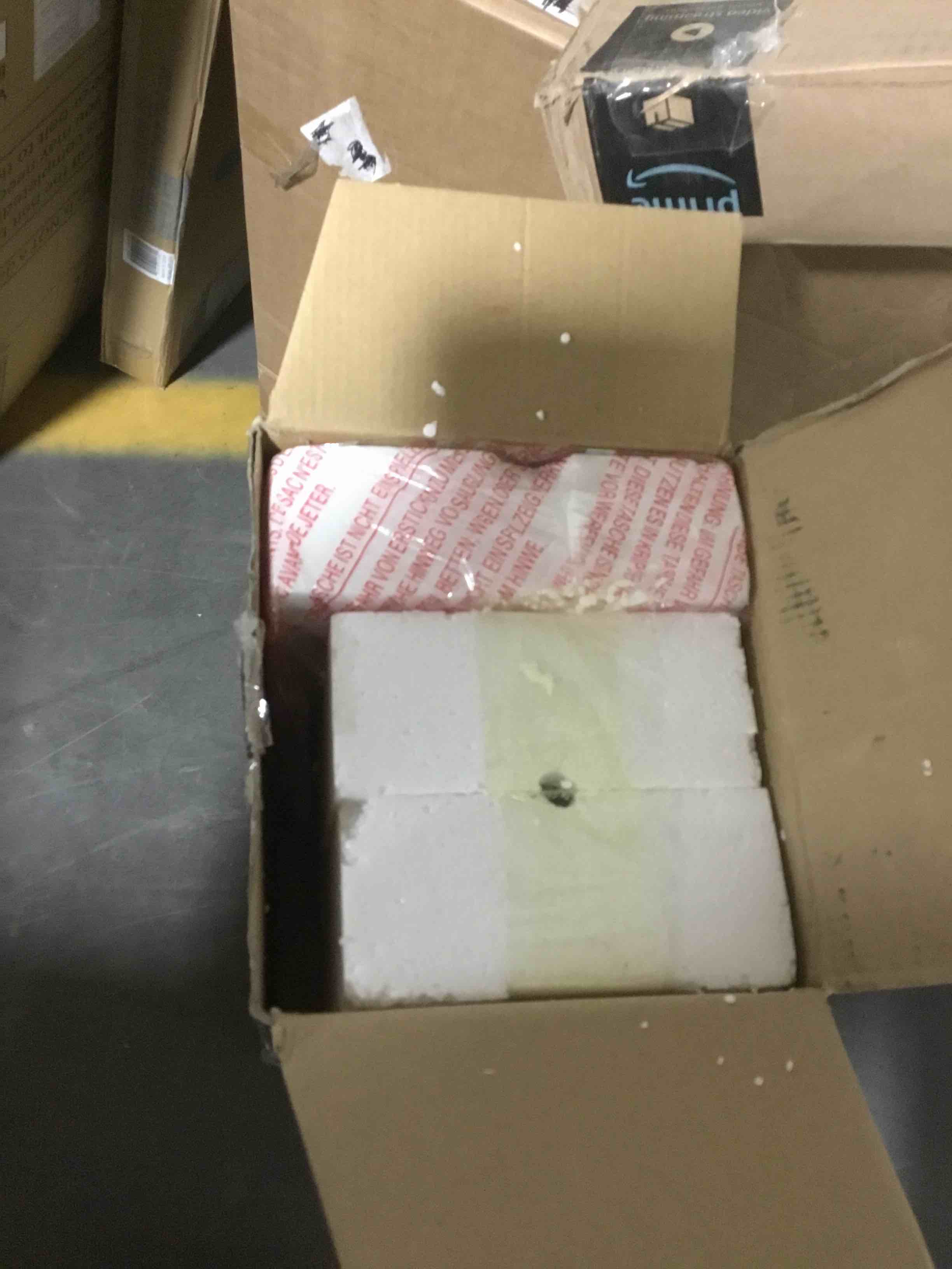 https://s3.amazonaws.com/lotting-images-prod/bidfta/PNK0434553_1730145272279.jpeg