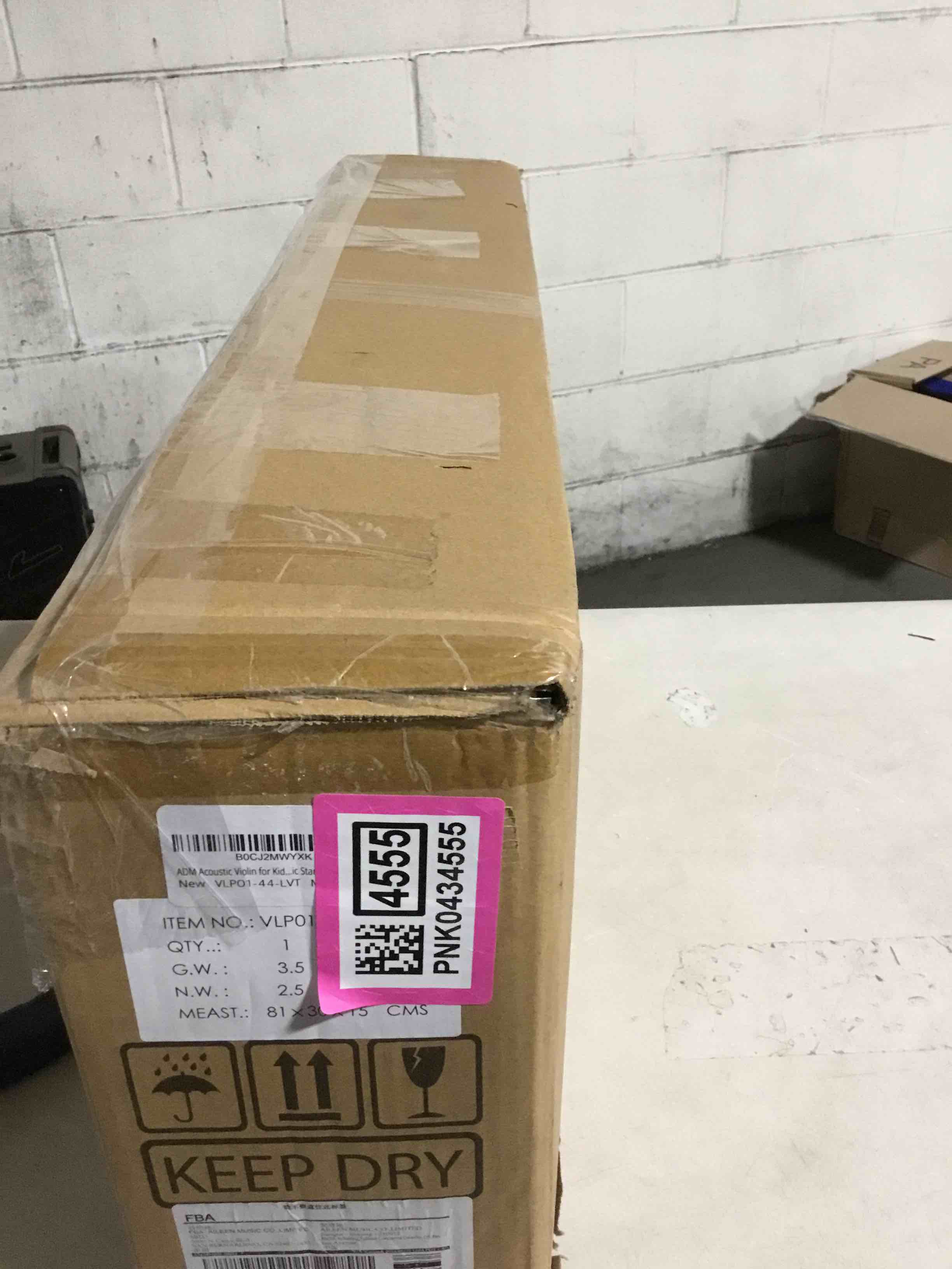 https://s3.amazonaws.com/lotting-images-prod/bidfta/PNK0434555_1730145012669.jpeg