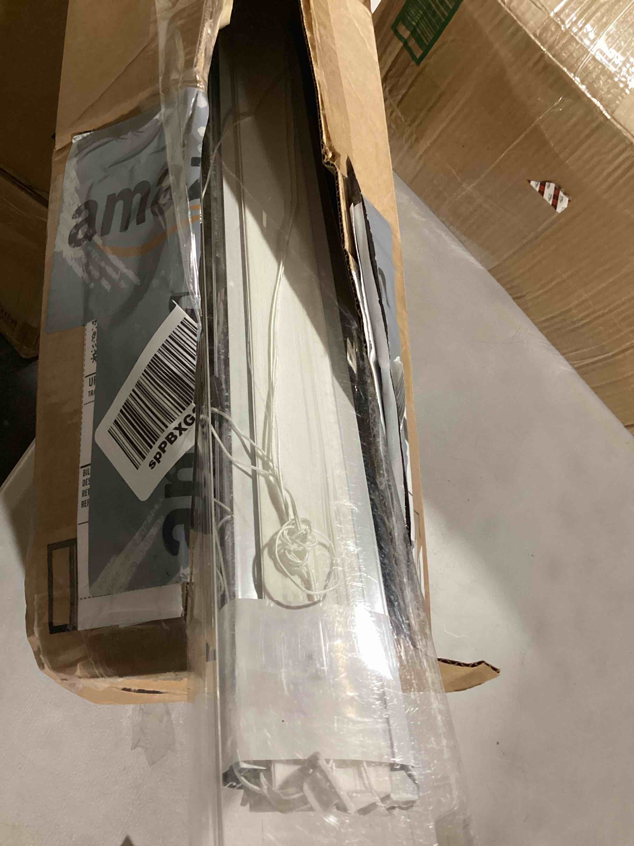 https://s3.amazonaws.com/lotting-images-prod/bidfta/PNK0435060_1729791879428.jpeg