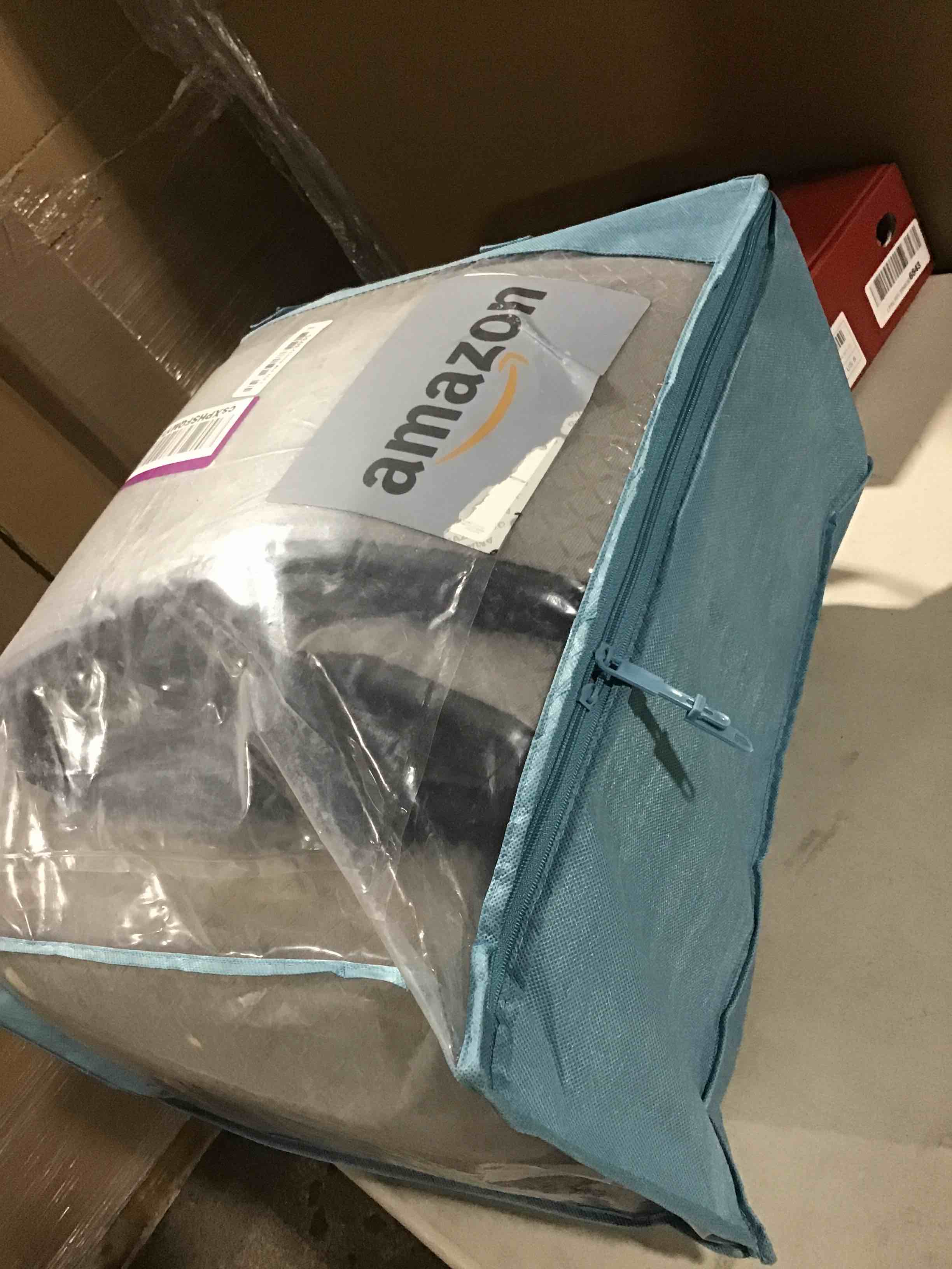 https://s3.amazonaws.com/lotting-images-prod/bidfta/PNK0435265_1729703904650.jpeg