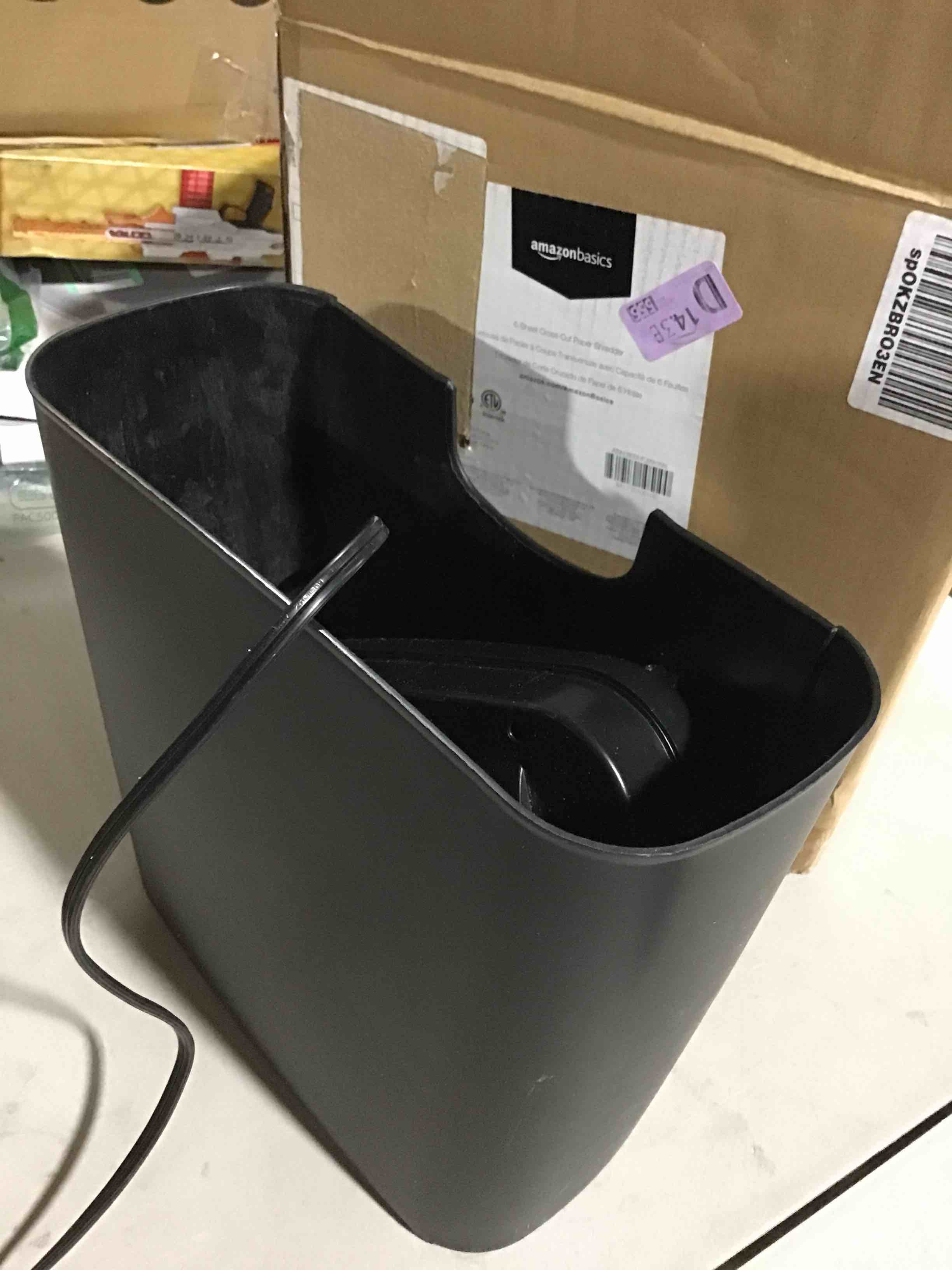 https://s3.amazonaws.com/lotting-images-prod/bidfta/PNK0435326_1729694574549.jpeg