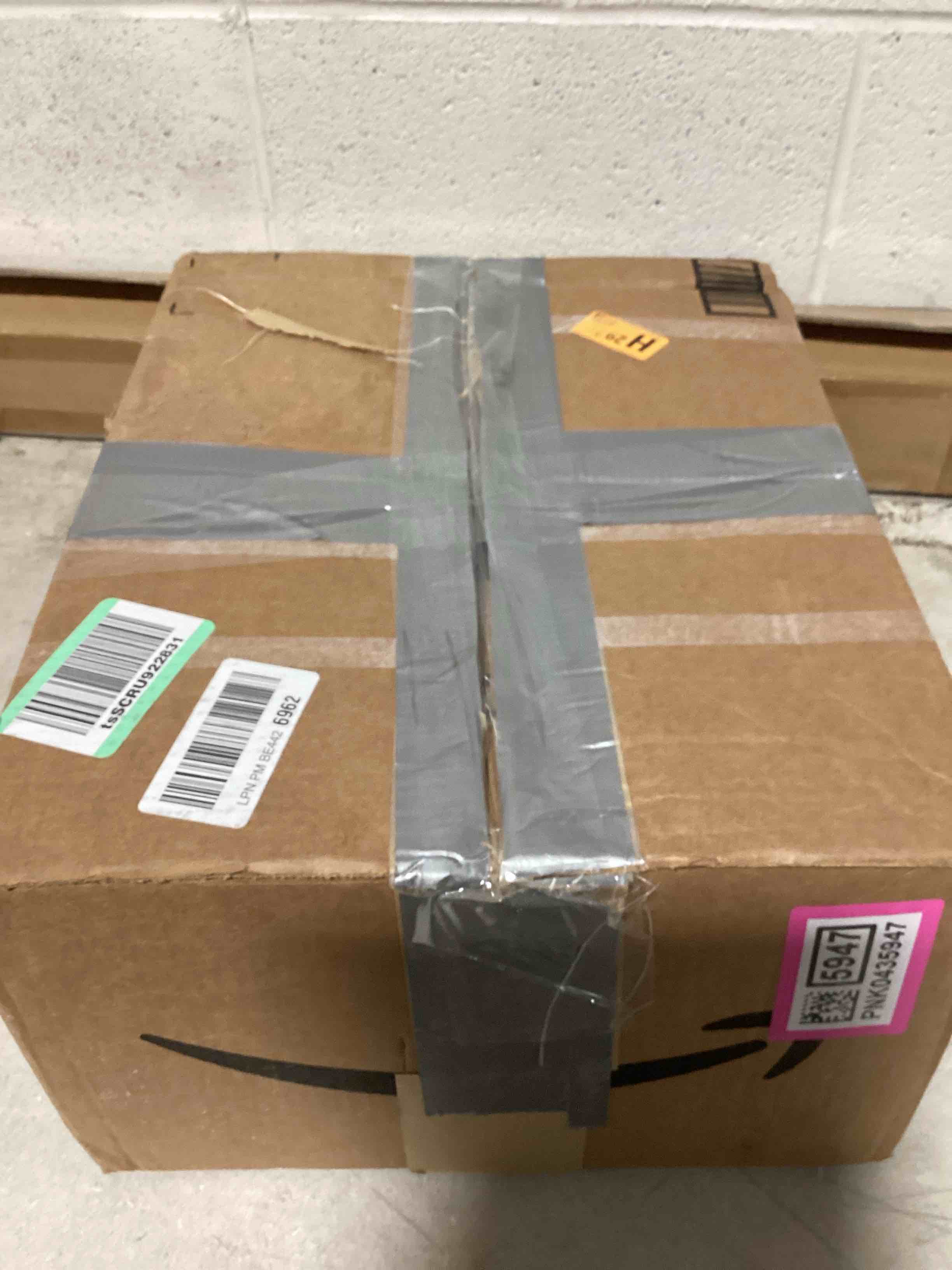 https://s3.amazonaws.com/lotting-images-prod/bidfta/PNK0435947_1729176641461.jpeg