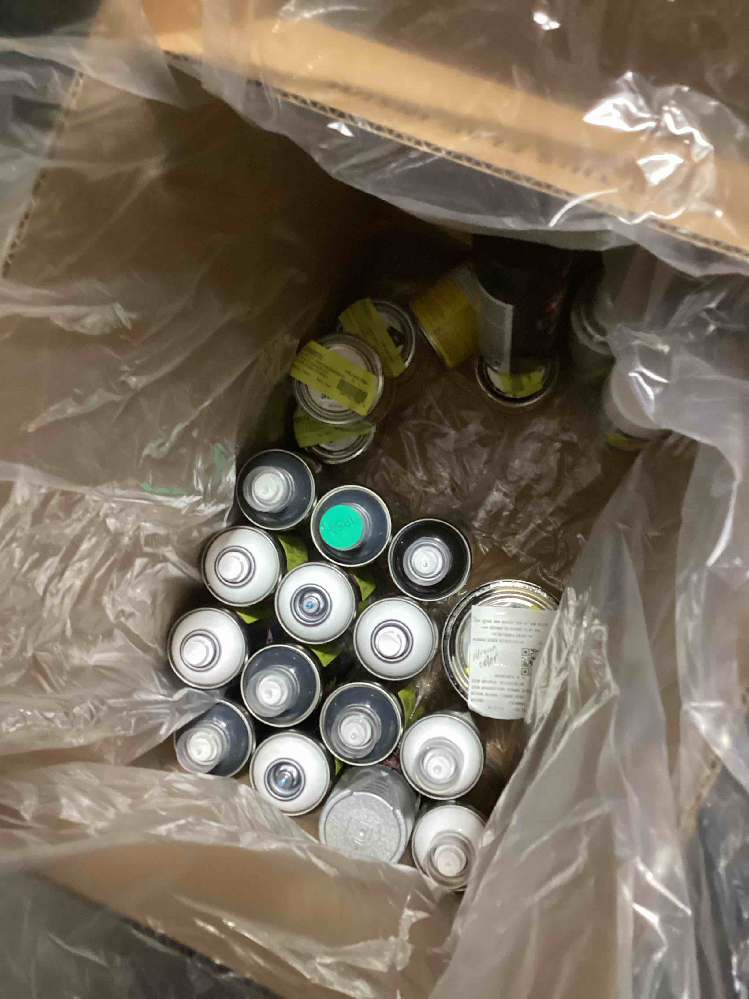 assorted spray paint for indoor and outdoor use