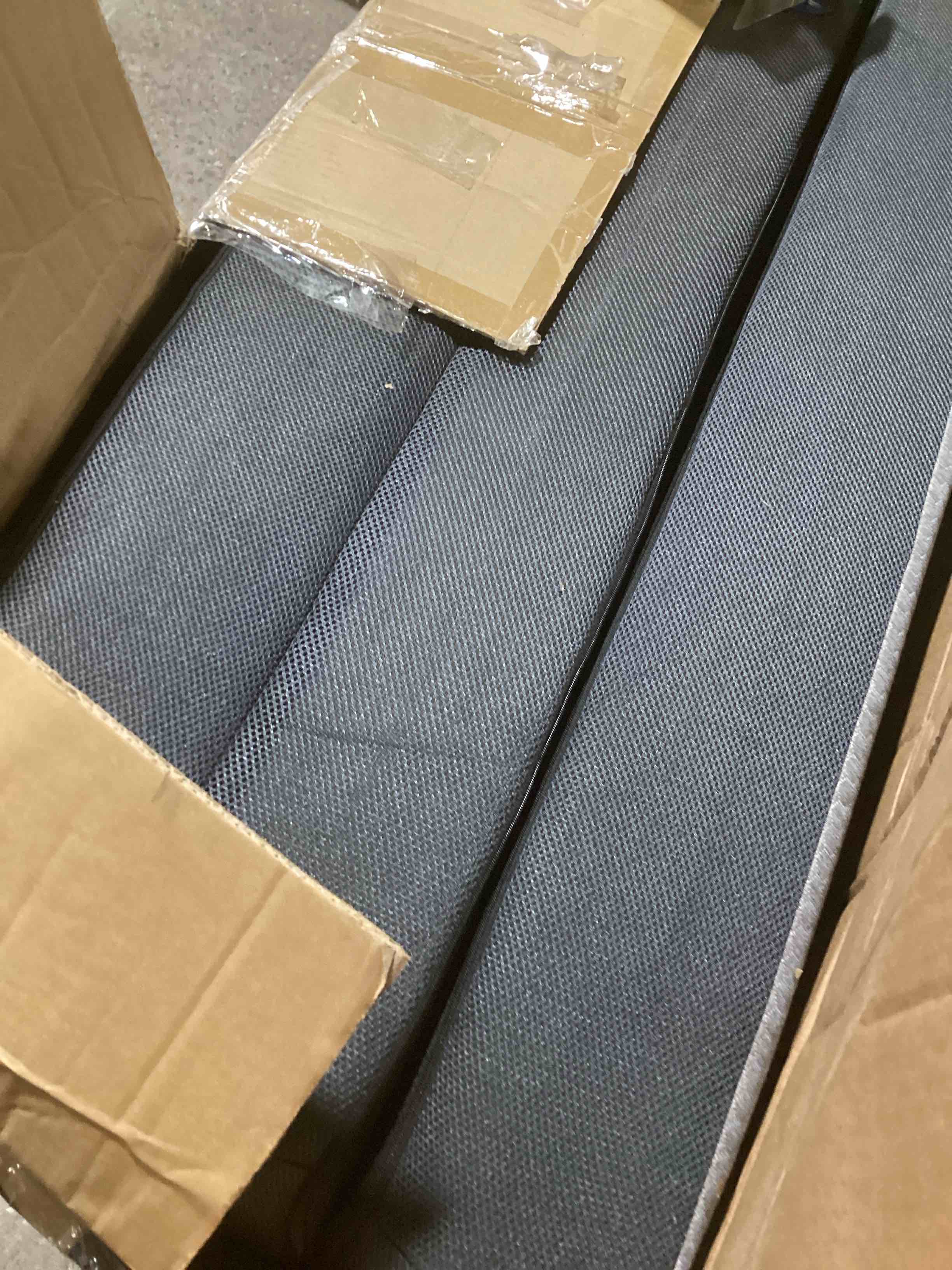 https://s3.amazonaws.com/lotting-images-prod/bidfta/PNK0437235_1730296250943.jpeg