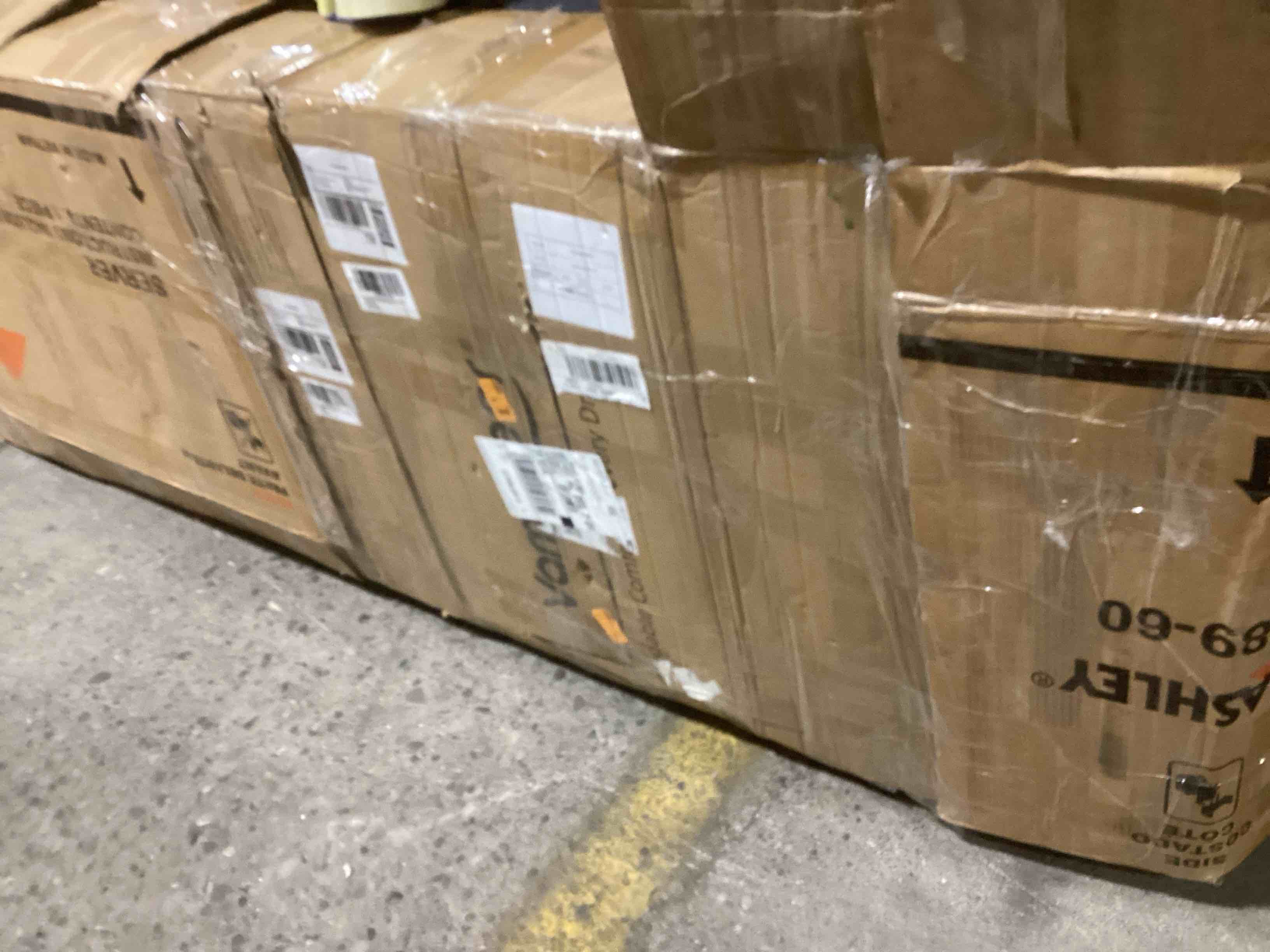 https://s3.amazonaws.com/lotting-images-prod/bidfta/PNK0437235_1730296254311.jpeg