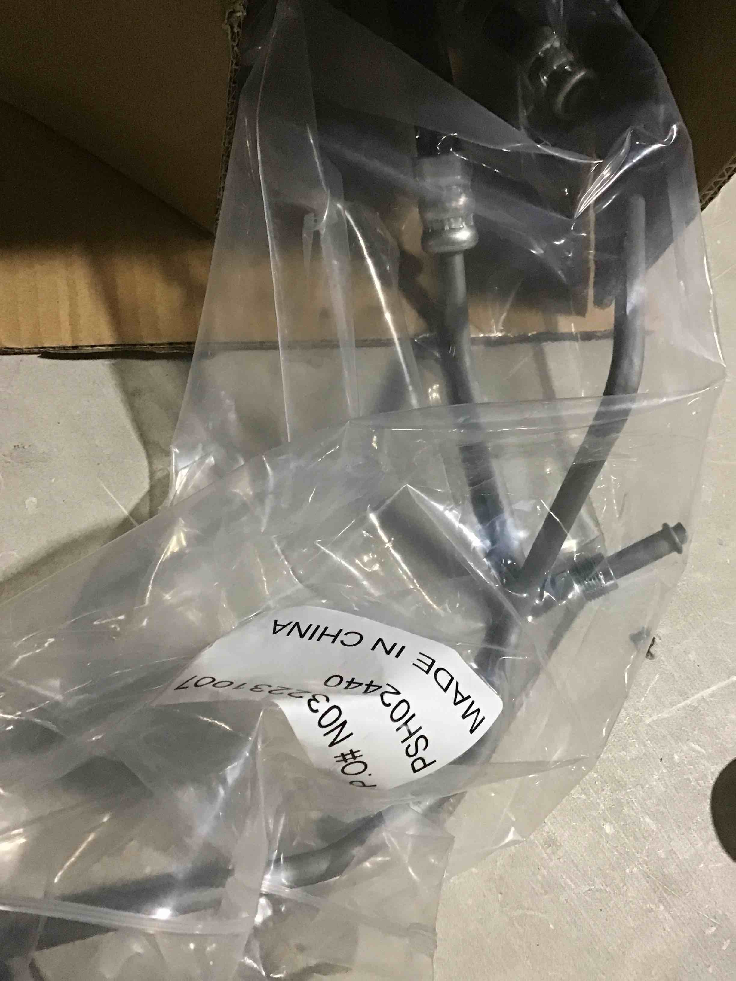 https://s3.amazonaws.com/lotting-images-prod/bidfta/PNK0438827_1730212715233.jpeg