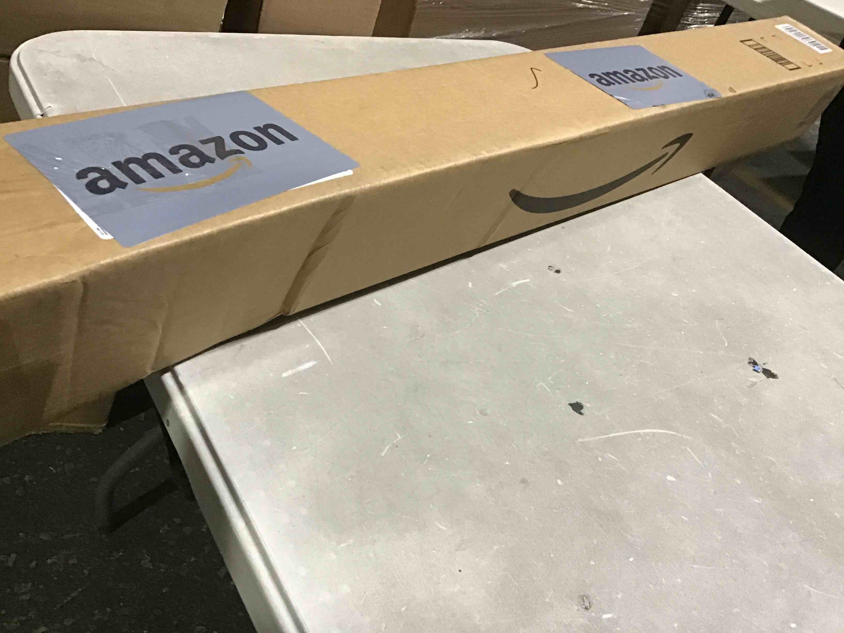 https://s3.amazonaws.com/lotting-images-prod/bidfta/PNK0438906_1730204940806.jpeg