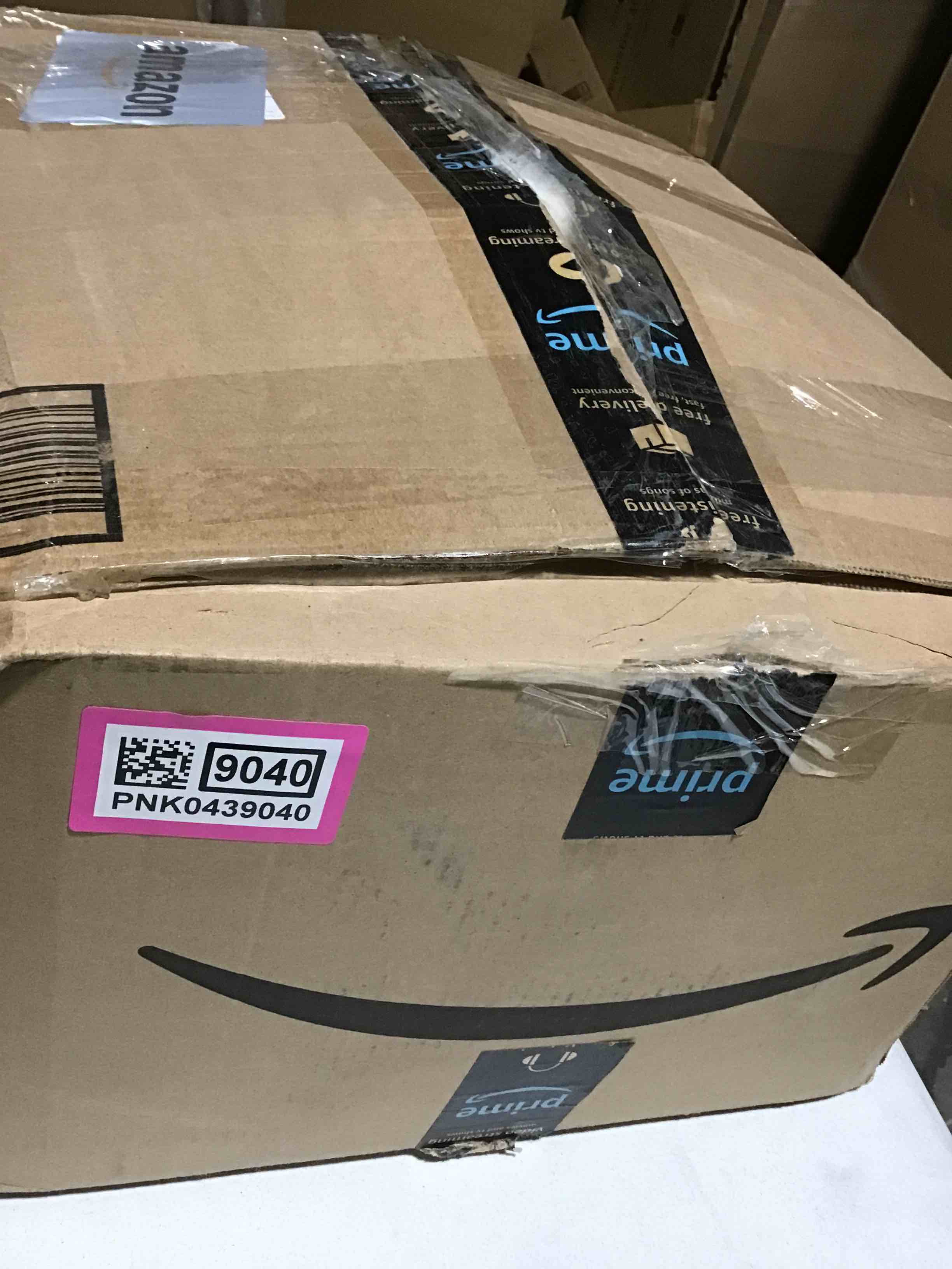 https://s3.amazonaws.com/lotting-images-prod/bidfta/PNK0439040_1730117725334.jpeg
