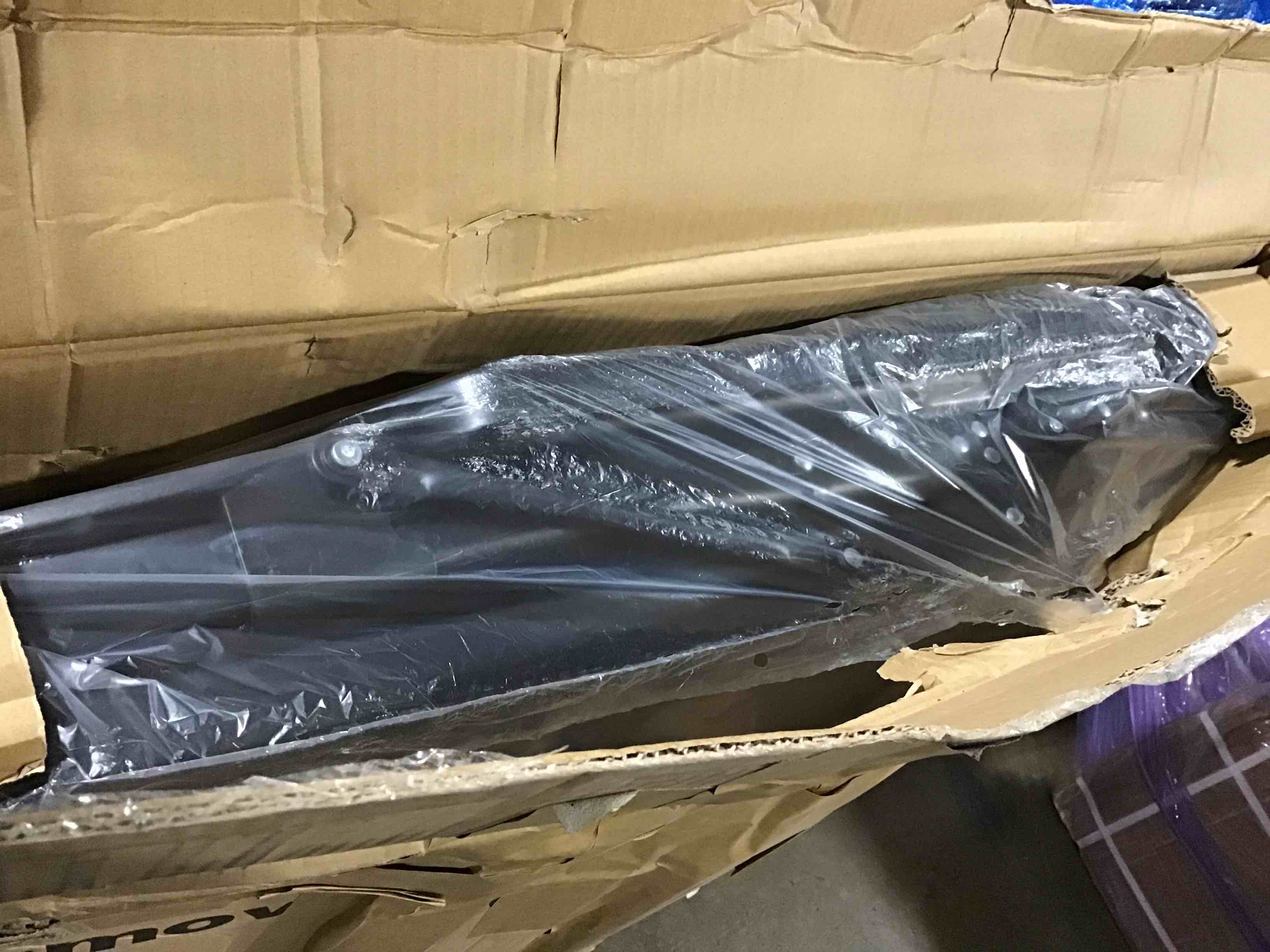 https://s3.amazonaws.com/lotting-images-prod/bidfta/PNK0439398_1729772513542.jpeg