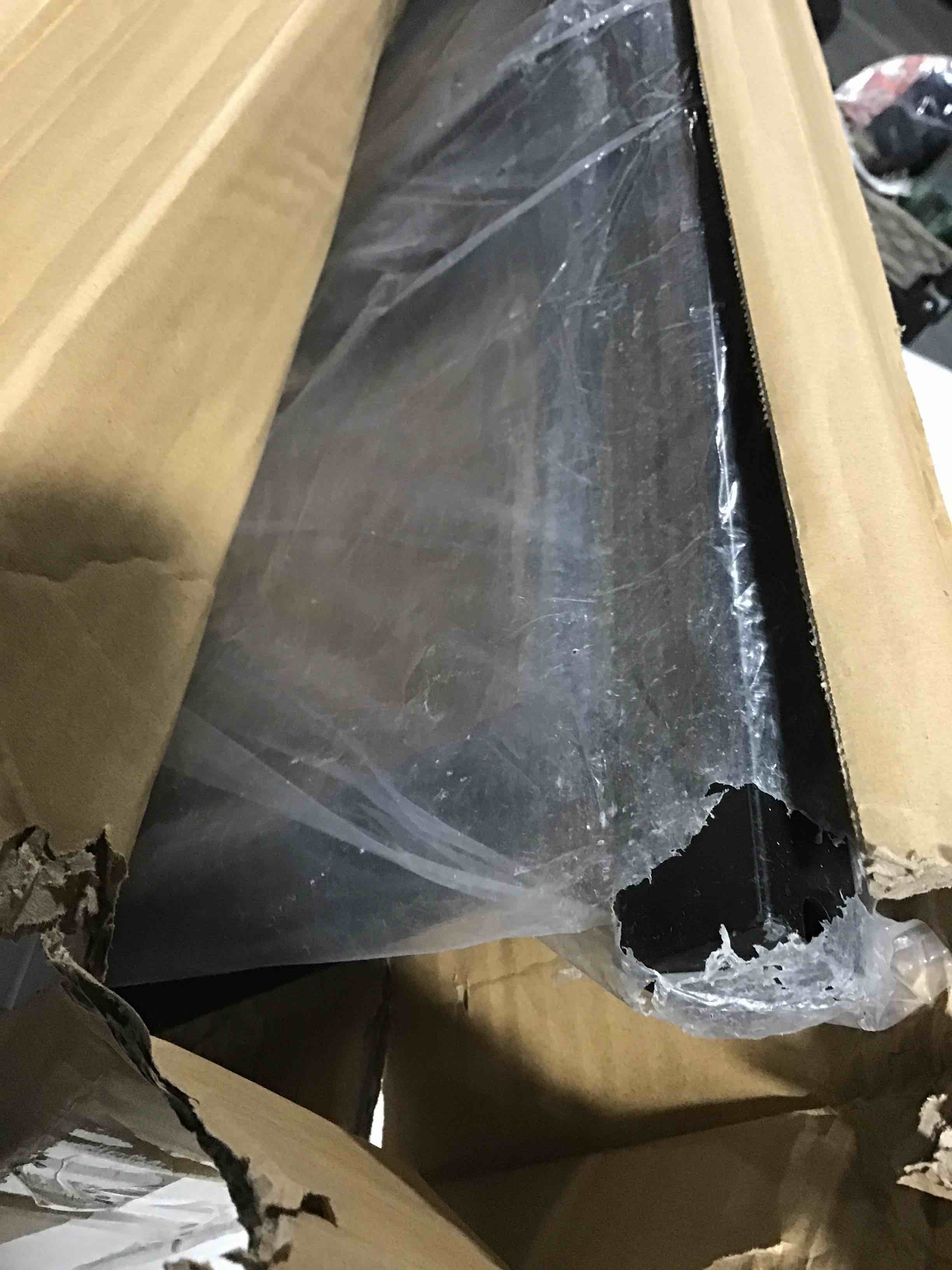 https://s3.amazonaws.com/lotting-images-prod/bidfta/PNK0439535_1729684954810.jpeg