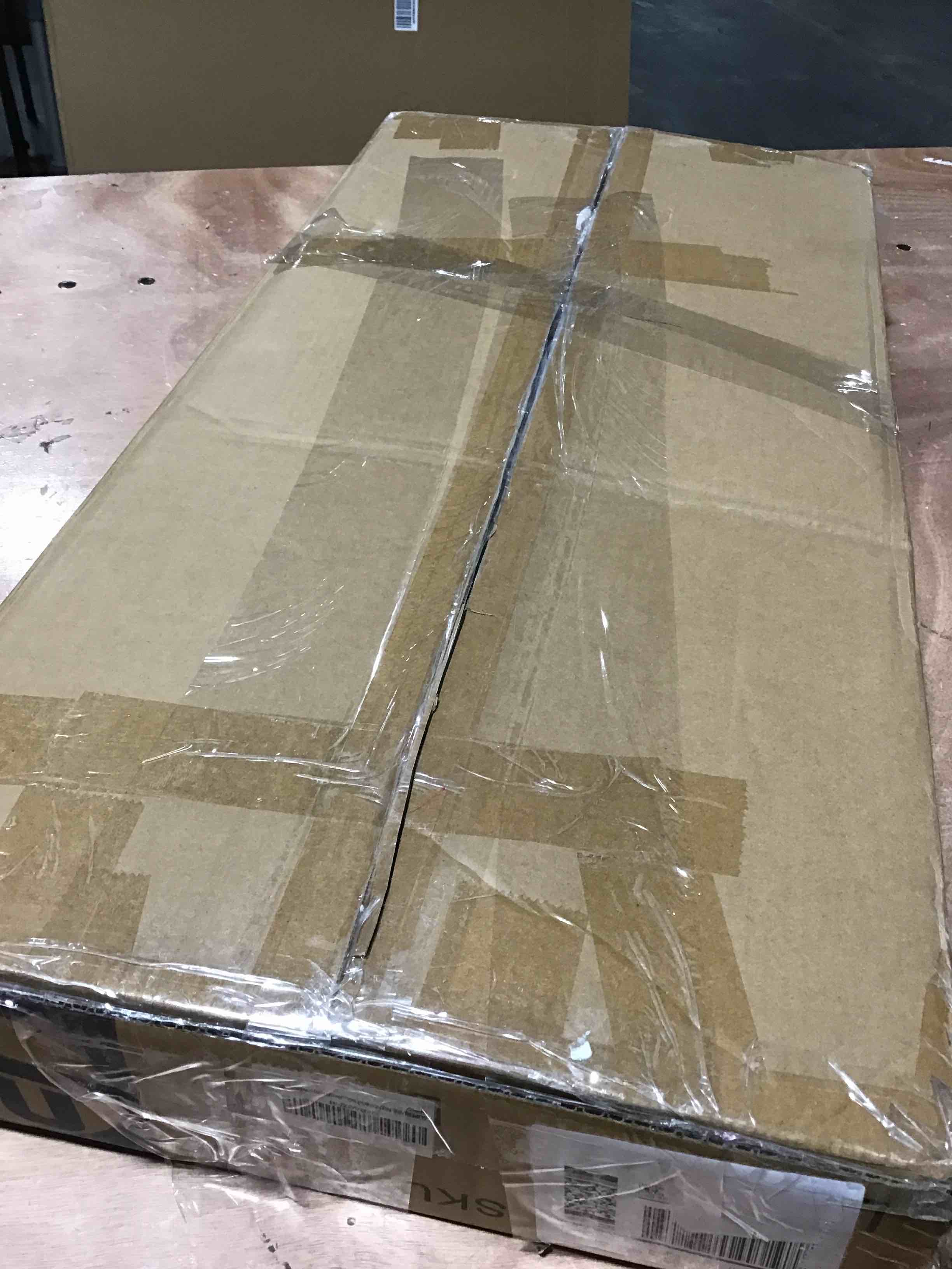 https://s3.amazonaws.com/lotting-images-prod/bidfta/PNK0439598_1729625050542.jpeg