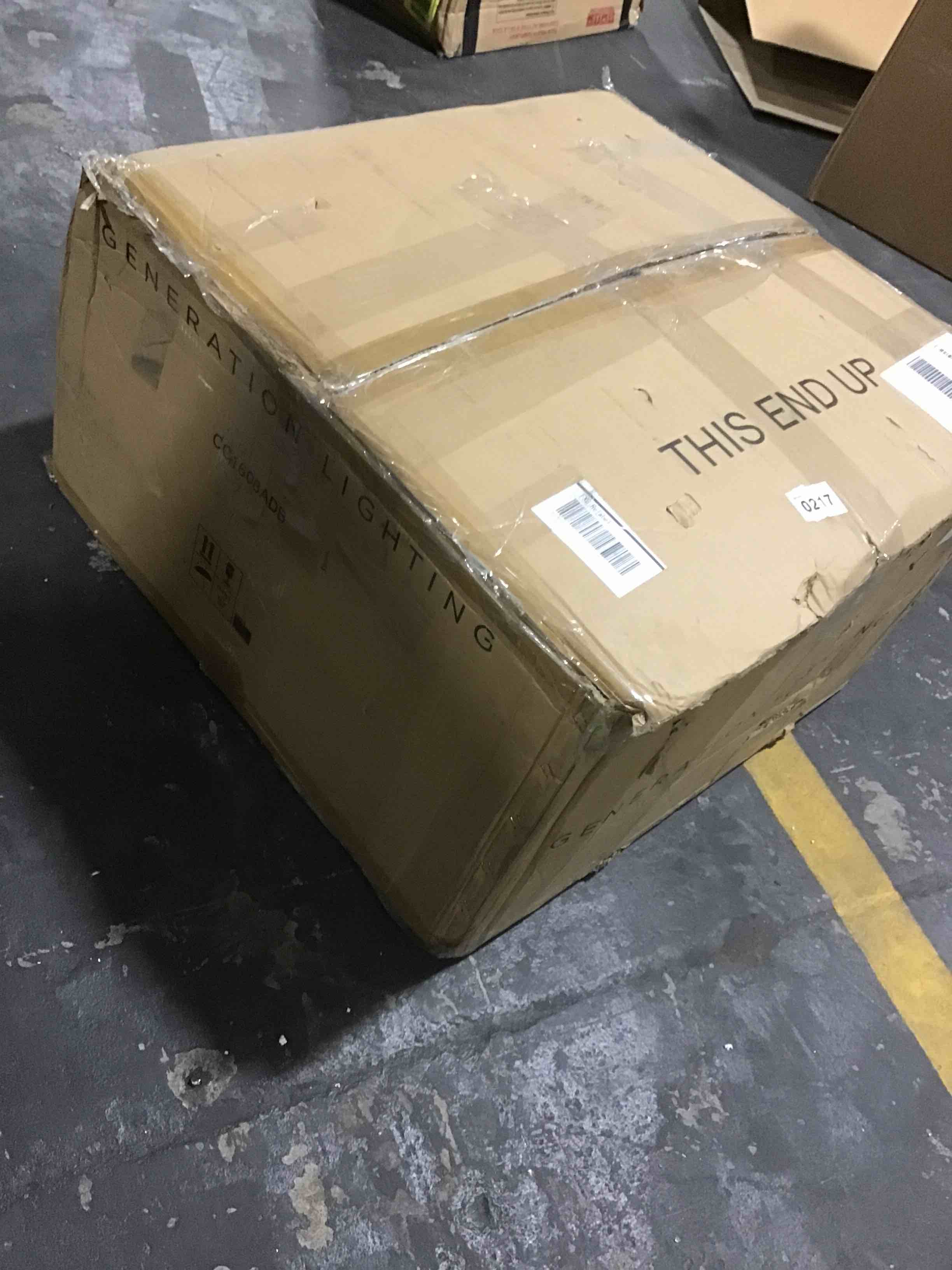 https://s3.amazonaws.com/lotting-images-prod/bidfta/PNK0439928_1729259459632.jpeg