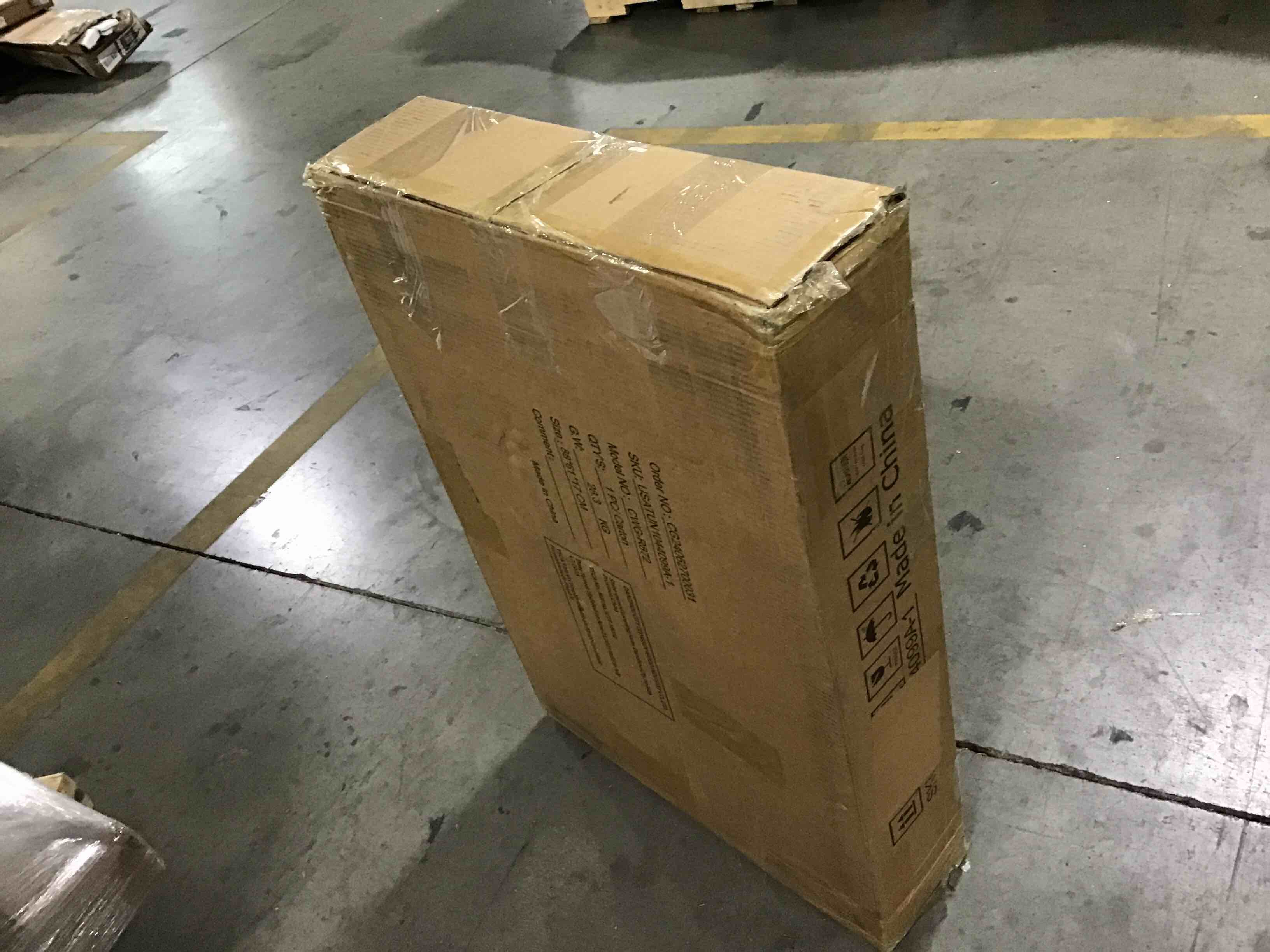 https://s3.amazonaws.com/lotting-images-prod/bidfta/PNK0440031_1734794970140.jpeg