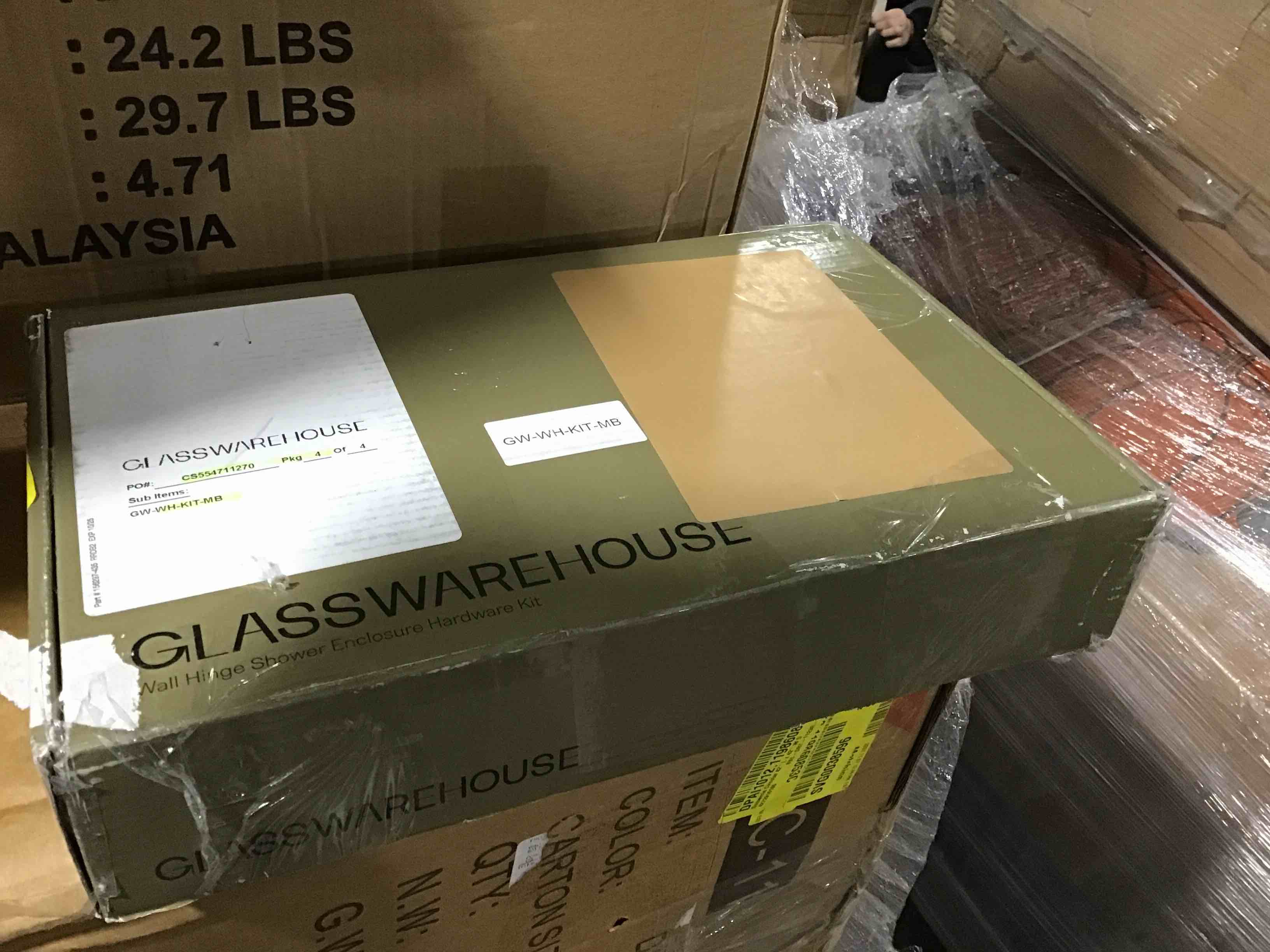 https://s3.amazonaws.com/lotting-images-prod/bidfta/PNK0440902_1731602666363.jpeg