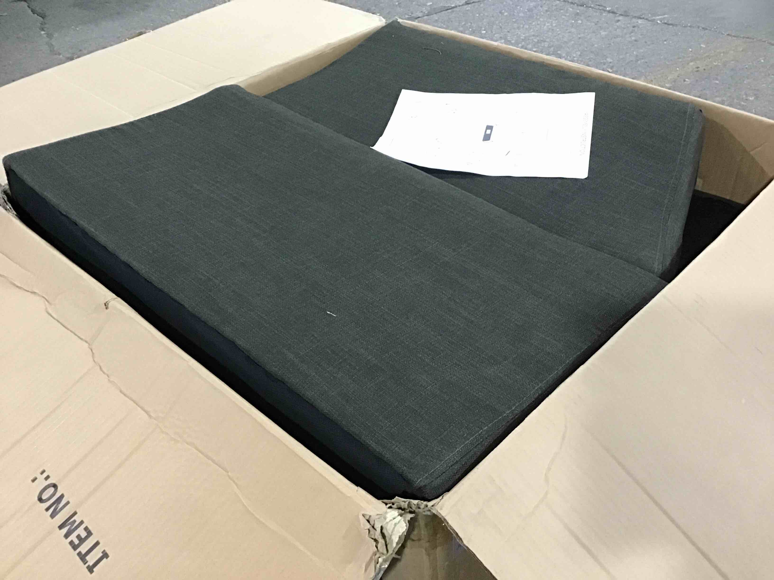 https://s3.amazonaws.com/lotting-images-prod/bidfta/PNK0440910_1731599168020.jpeg