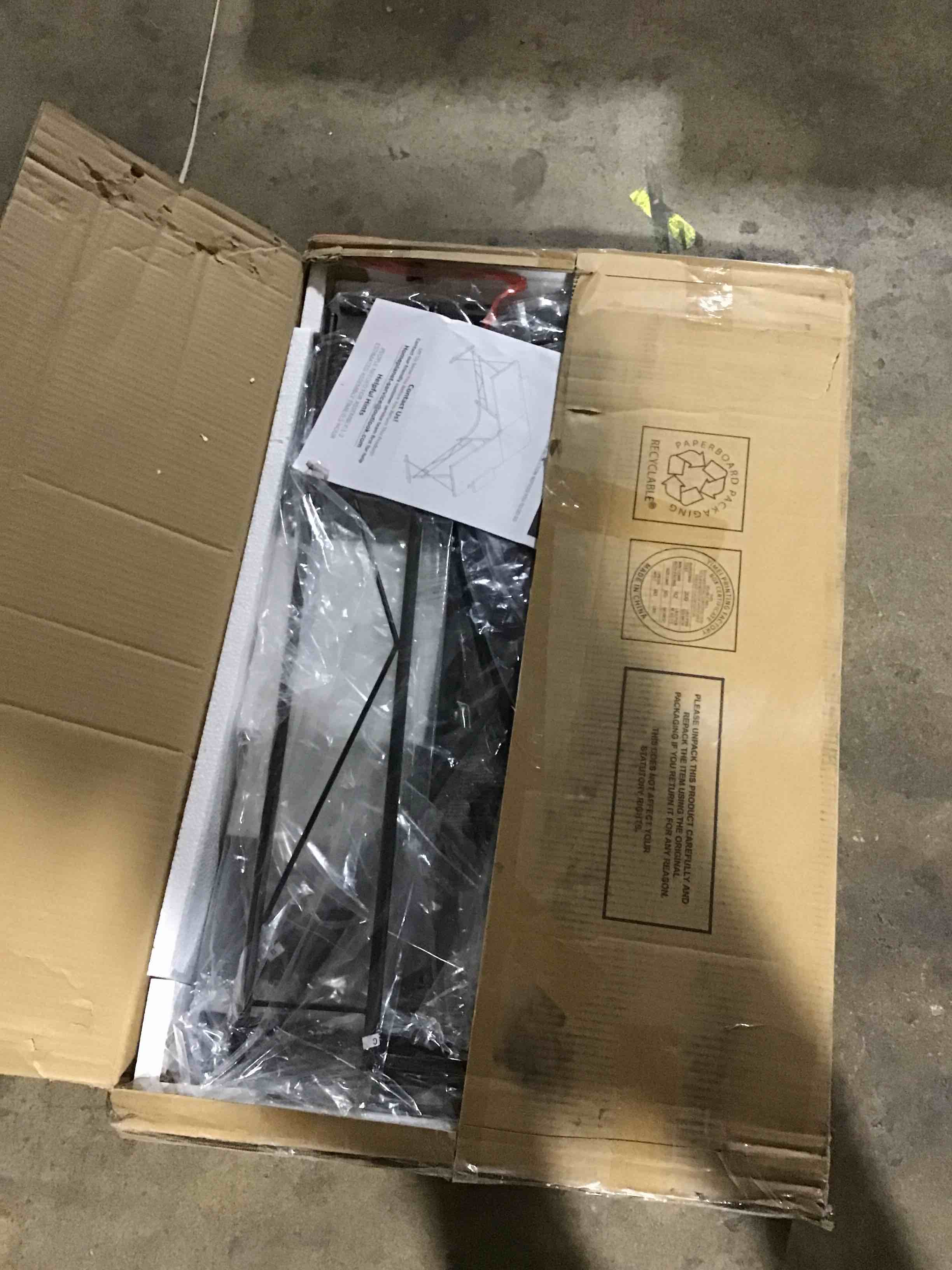 https://s3.amazonaws.com/lotting-images-prod/bidfta/PNK0441119_1731343605673.jpeg