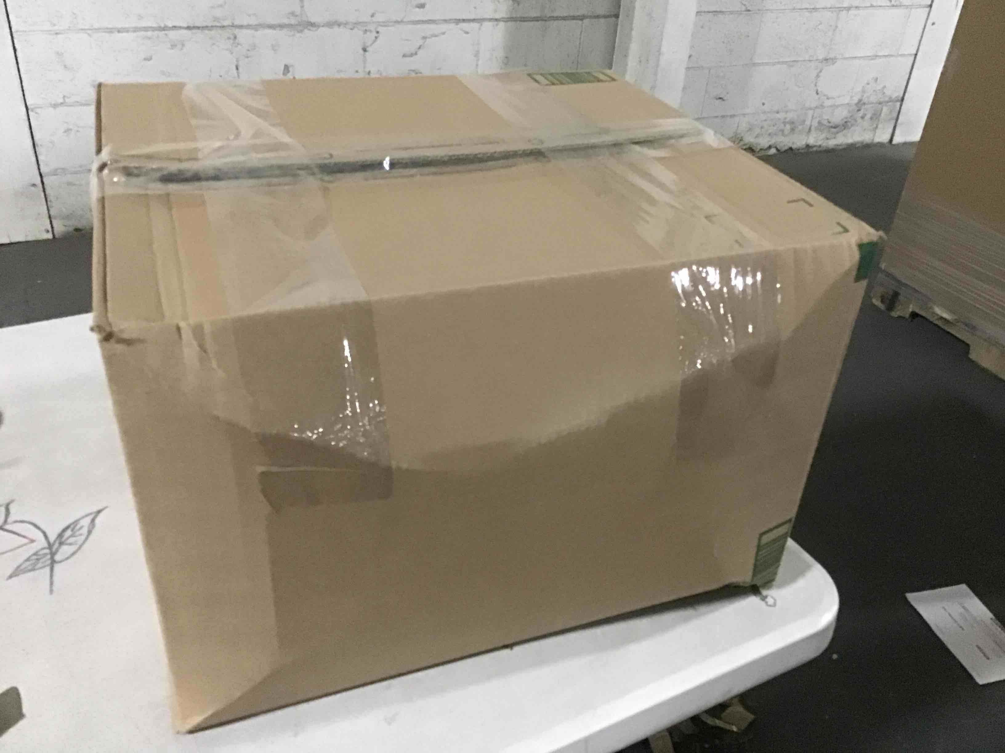 https://s3.amazonaws.com/lotting-images-prod/bidfta/PNK0441781_1730227462828.jpeg