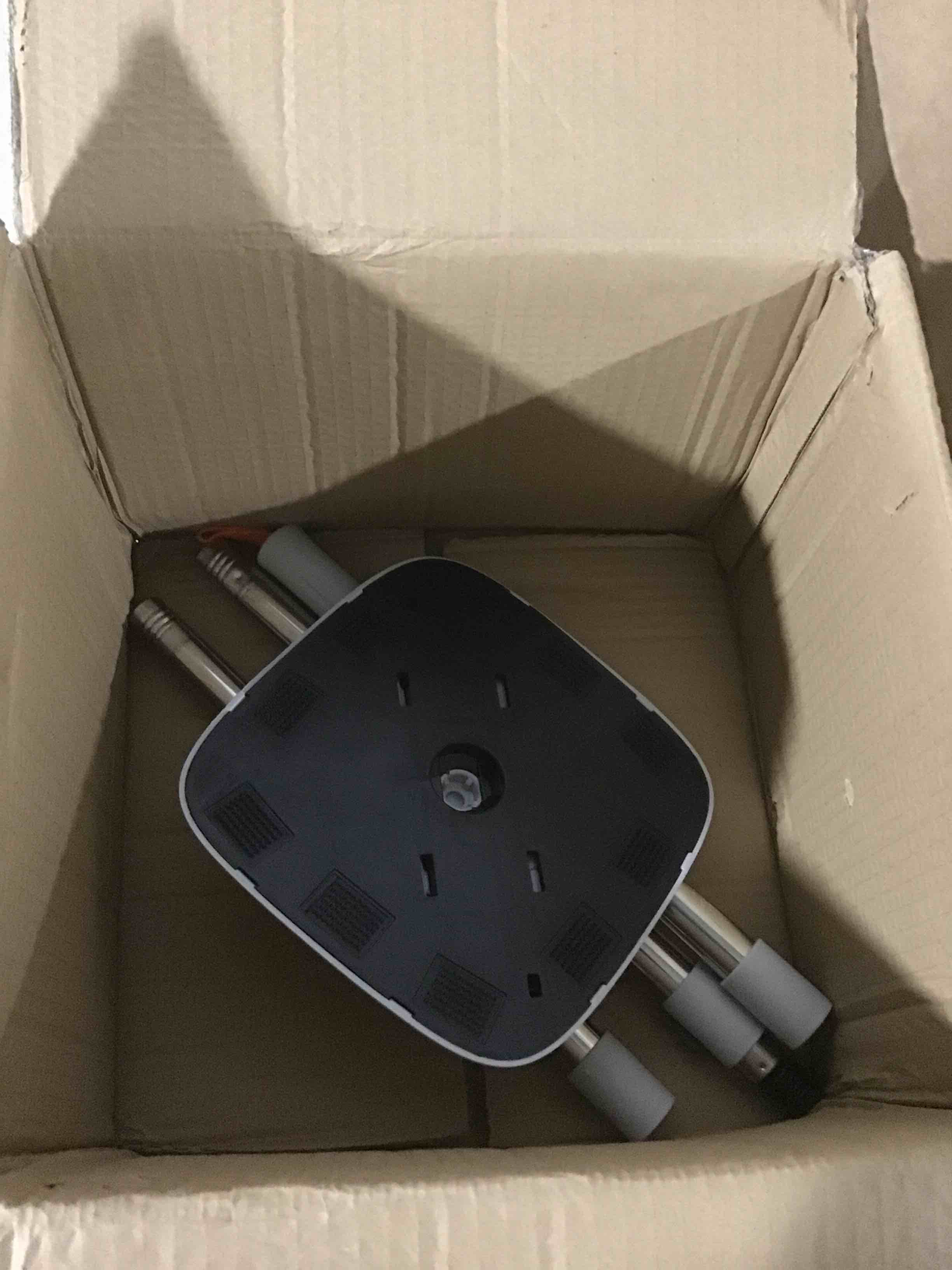https://s3.amazonaws.com/lotting-images-prod/bidfta/PNK0441857_1730214459622.jpeg