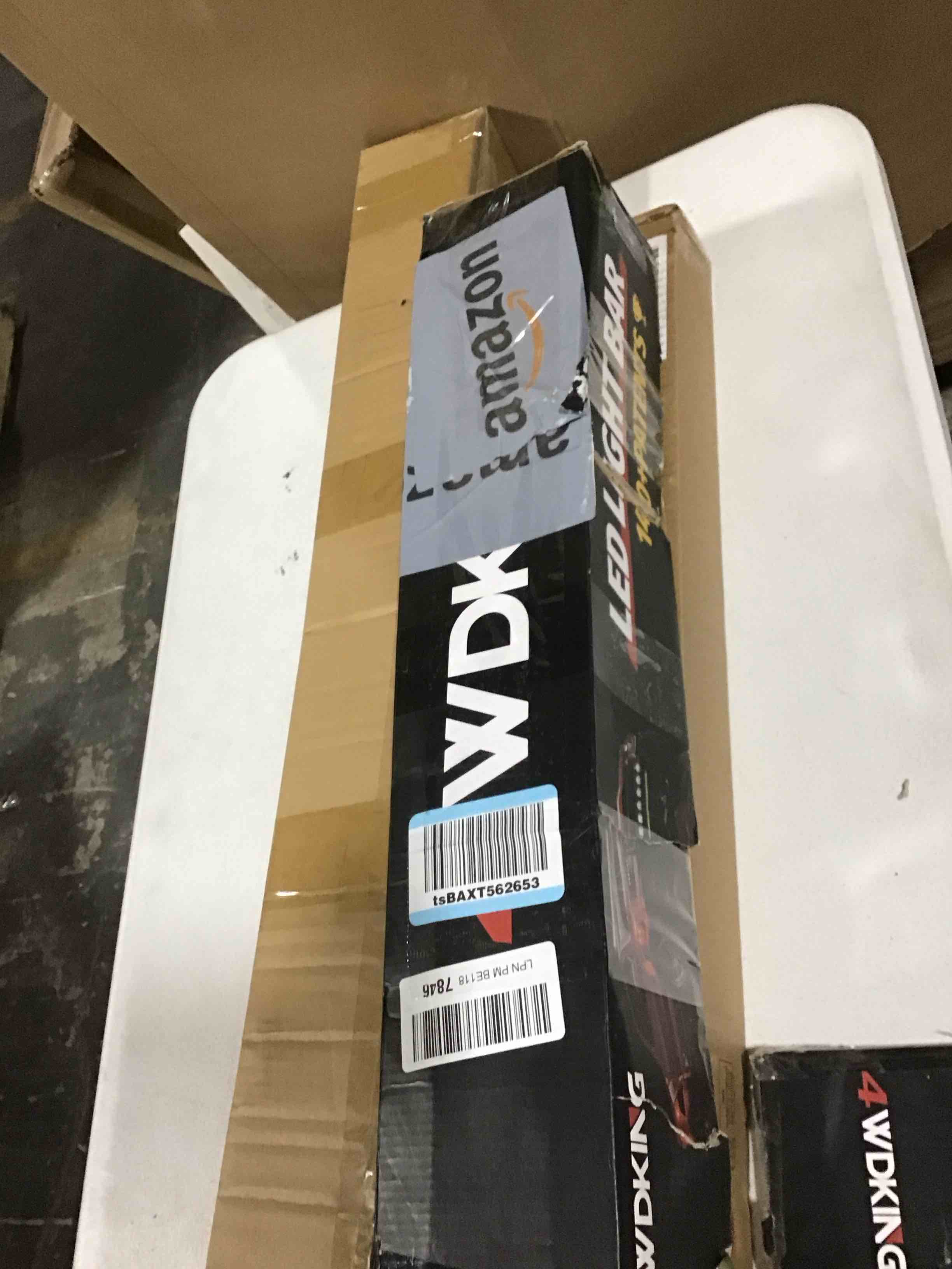 https://s3.amazonaws.com/lotting-images-prod/bidfta/PNK0442054_1730550860435.jpeg