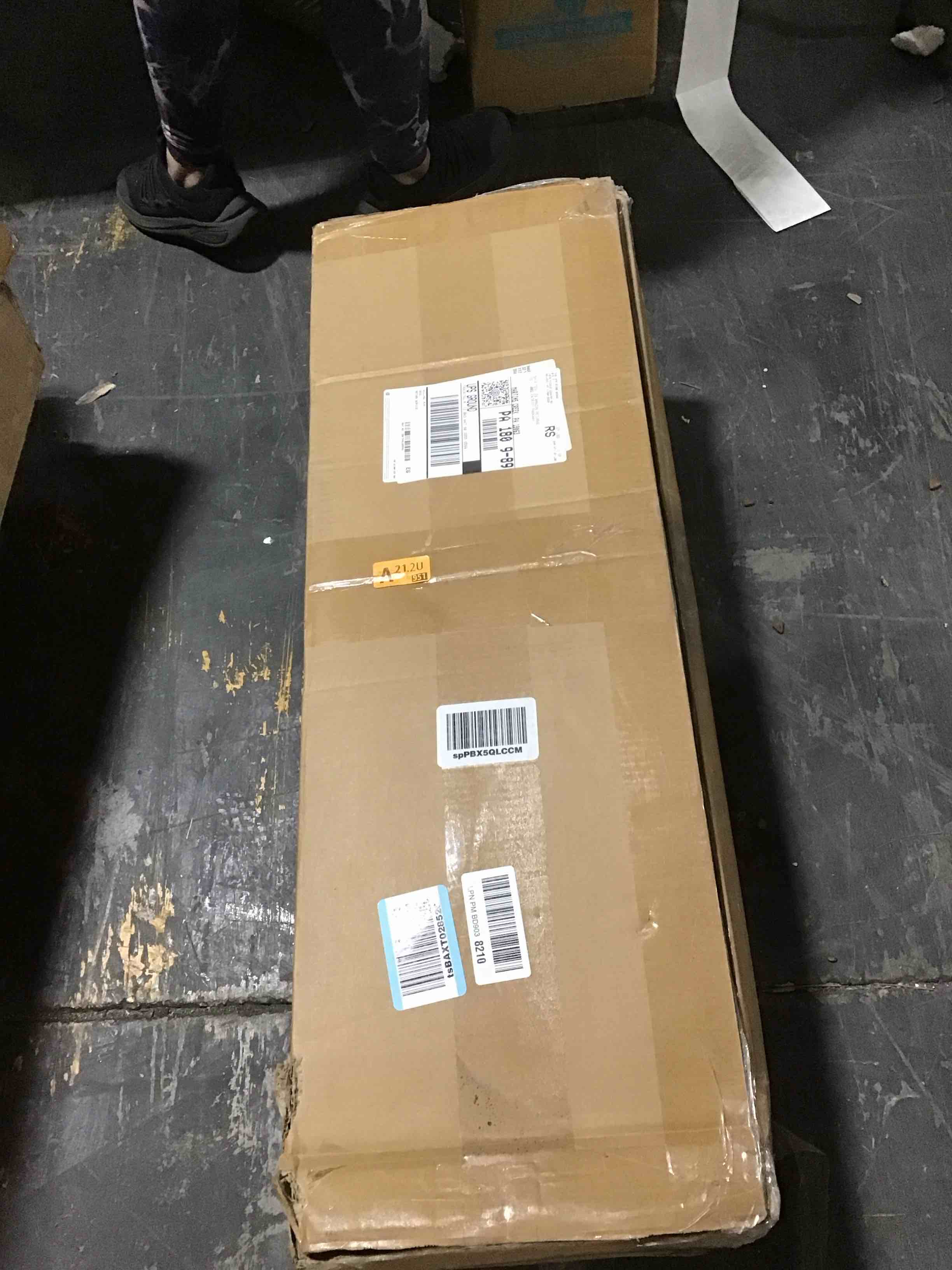 https://s3.amazonaws.com/lotting-images-prod/bidfta/PNK0442303_1730315595000.jpeg
