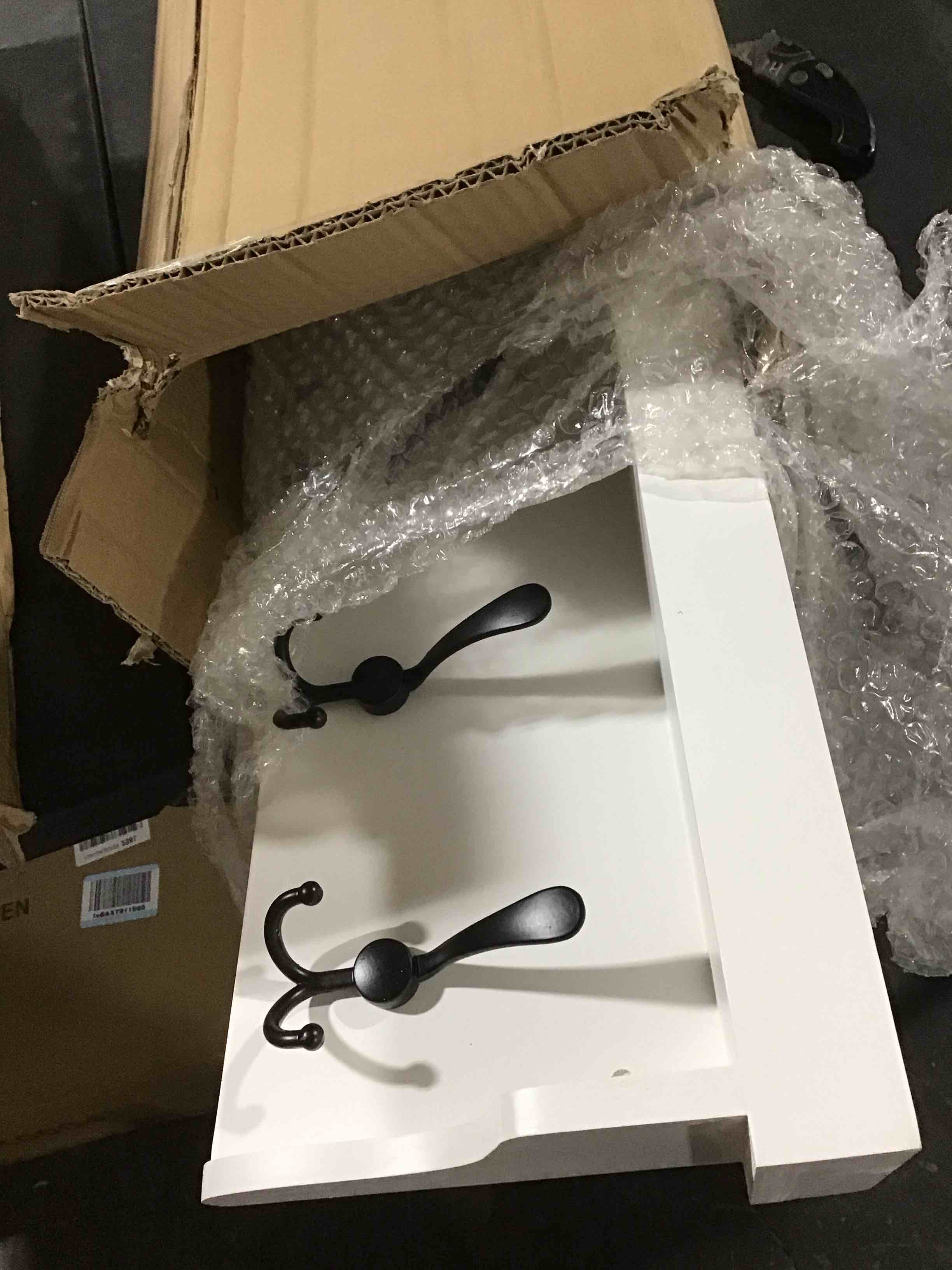 https://s3.amazonaws.com/lotting-images-prod/bidfta/PNK0442306_1730315297298.jpeg