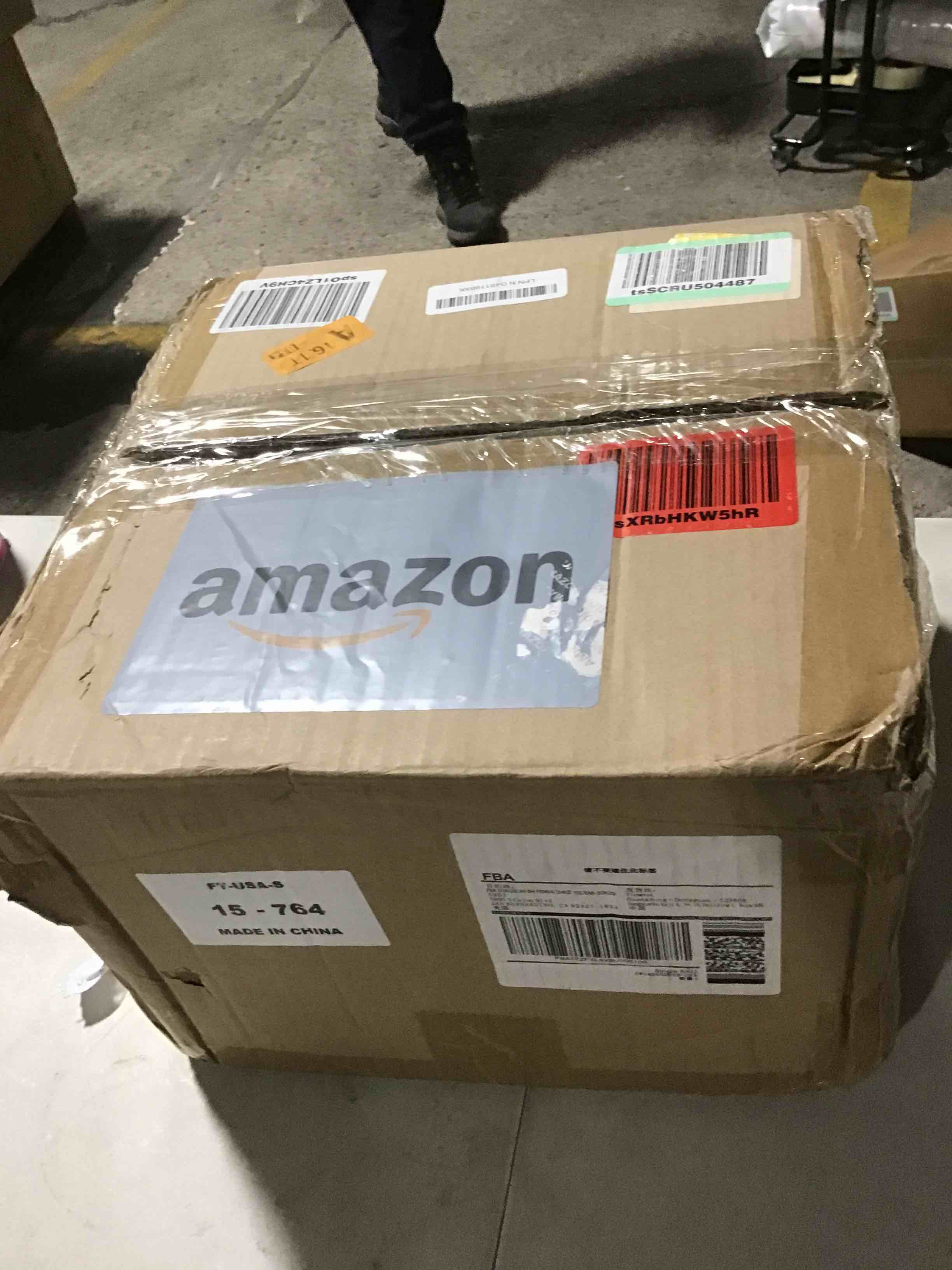 https://s3.amazonaws.com/lotting-images-prod/bidfta/PNK0442509_1730130199289.jpeg