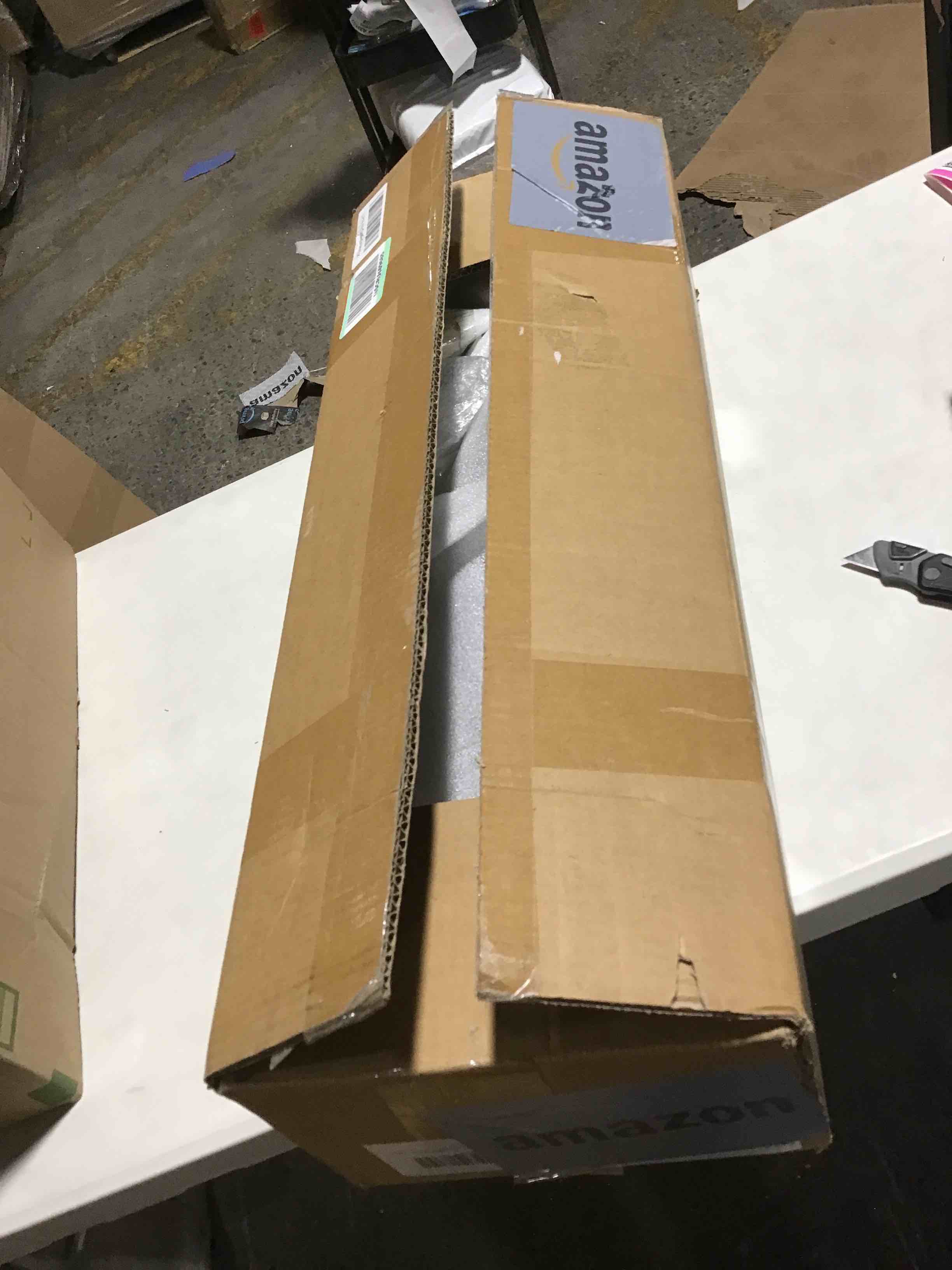 https://s3.amazonaws.com/lotting-images-prod/bidfta/PNK0442628_1729952866750.jpeg