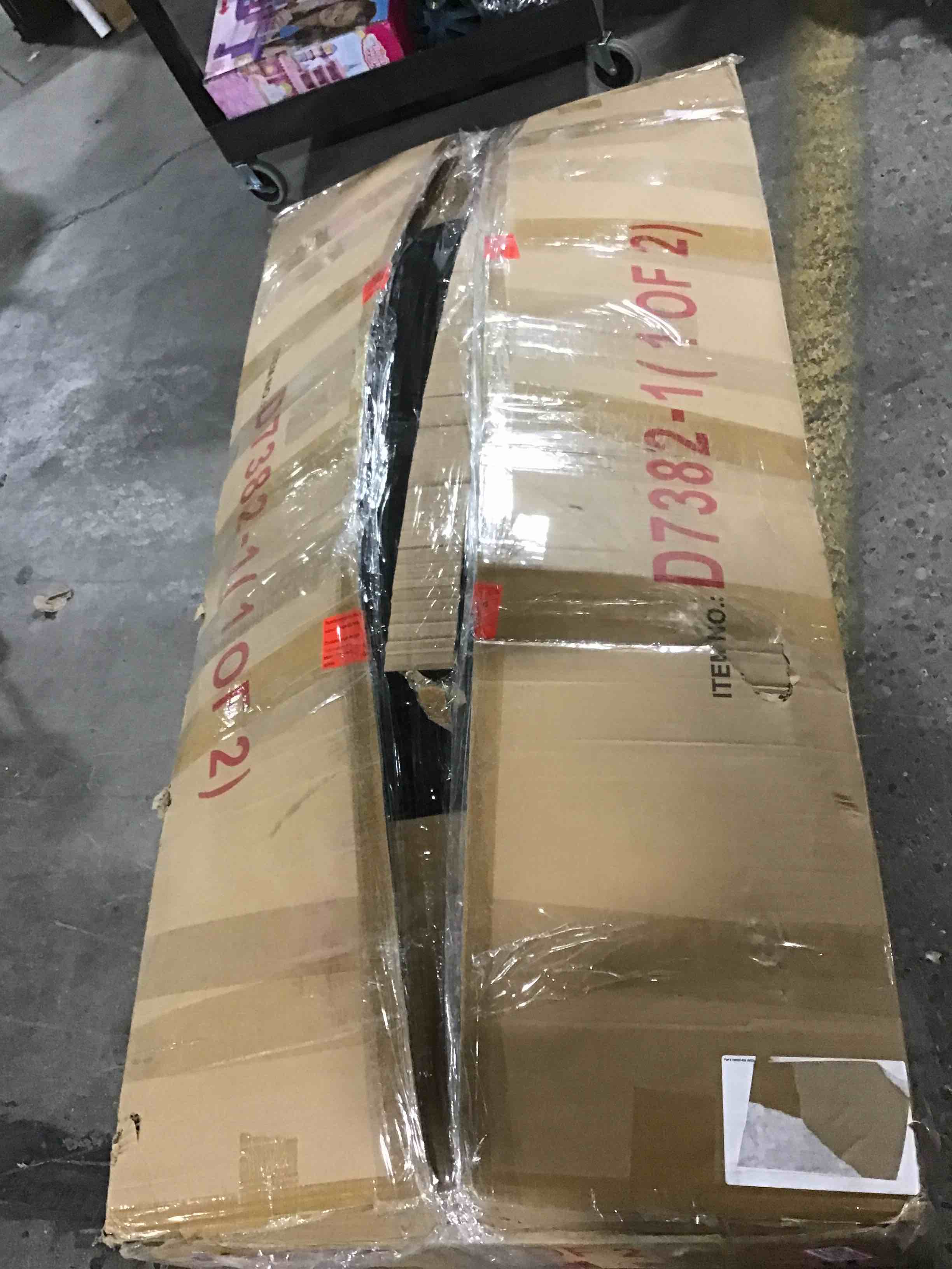 https://s3.amazonaws.com/lotting-images-prod/bidfta/PNK0442769_1729862504865.jpeg