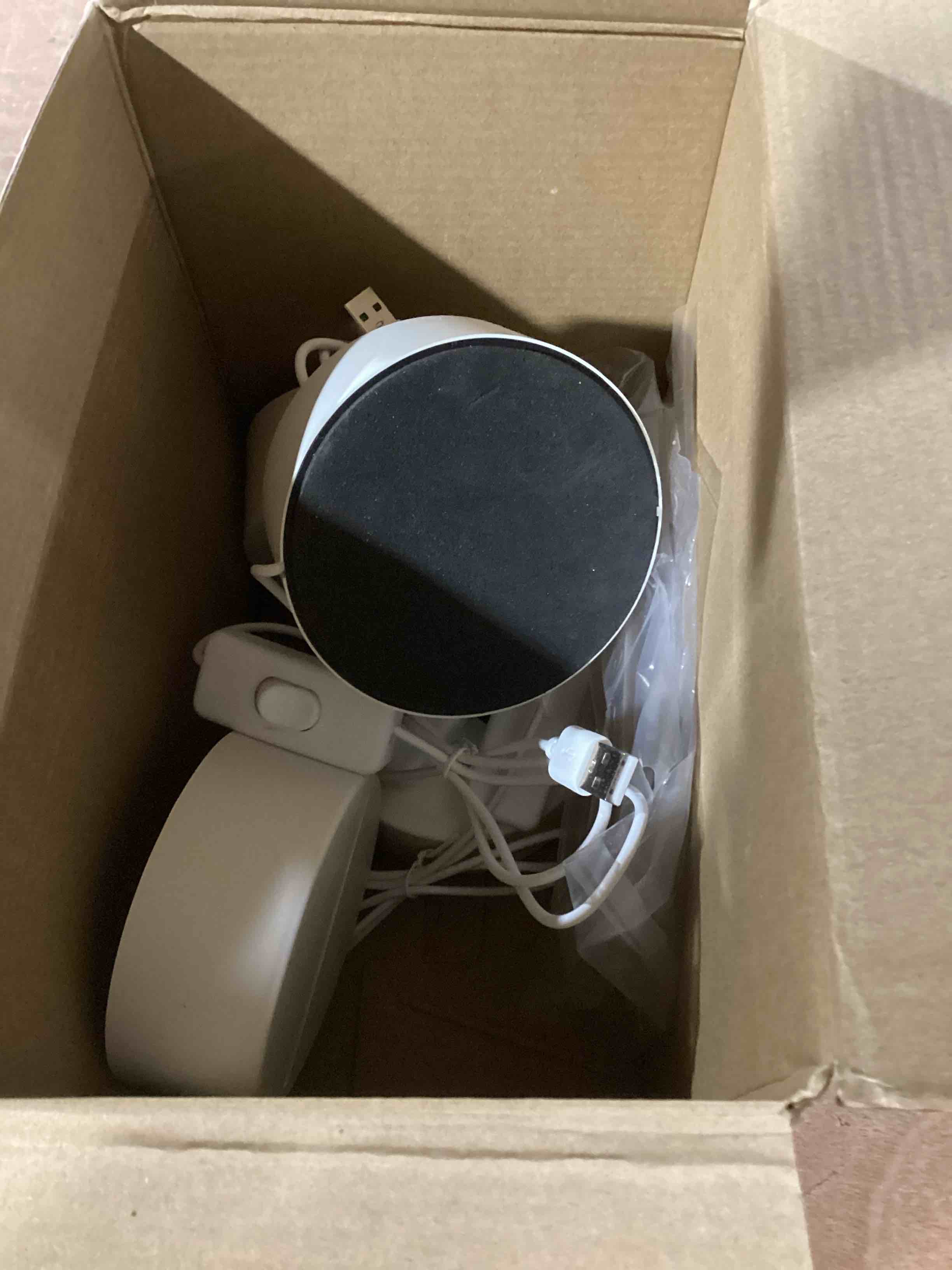 https://s3.amazonaws.com/lotting-images-prod/bidfta/PNK0443028_1729771169687.jpeg