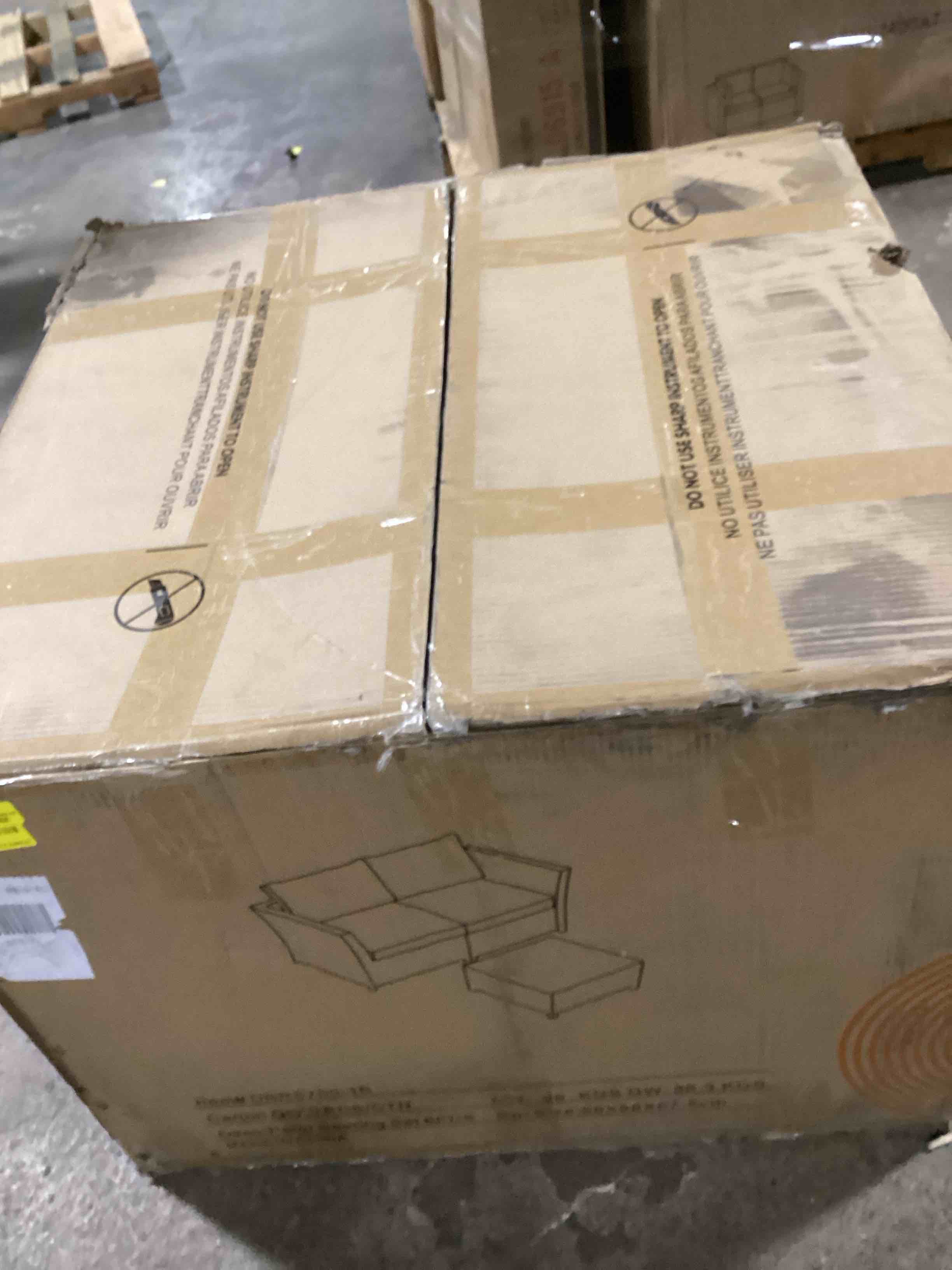 https://s3.amazonaws.com/lotting-images-prod/bidfta/PNK0443260_1729624891048.jpeg