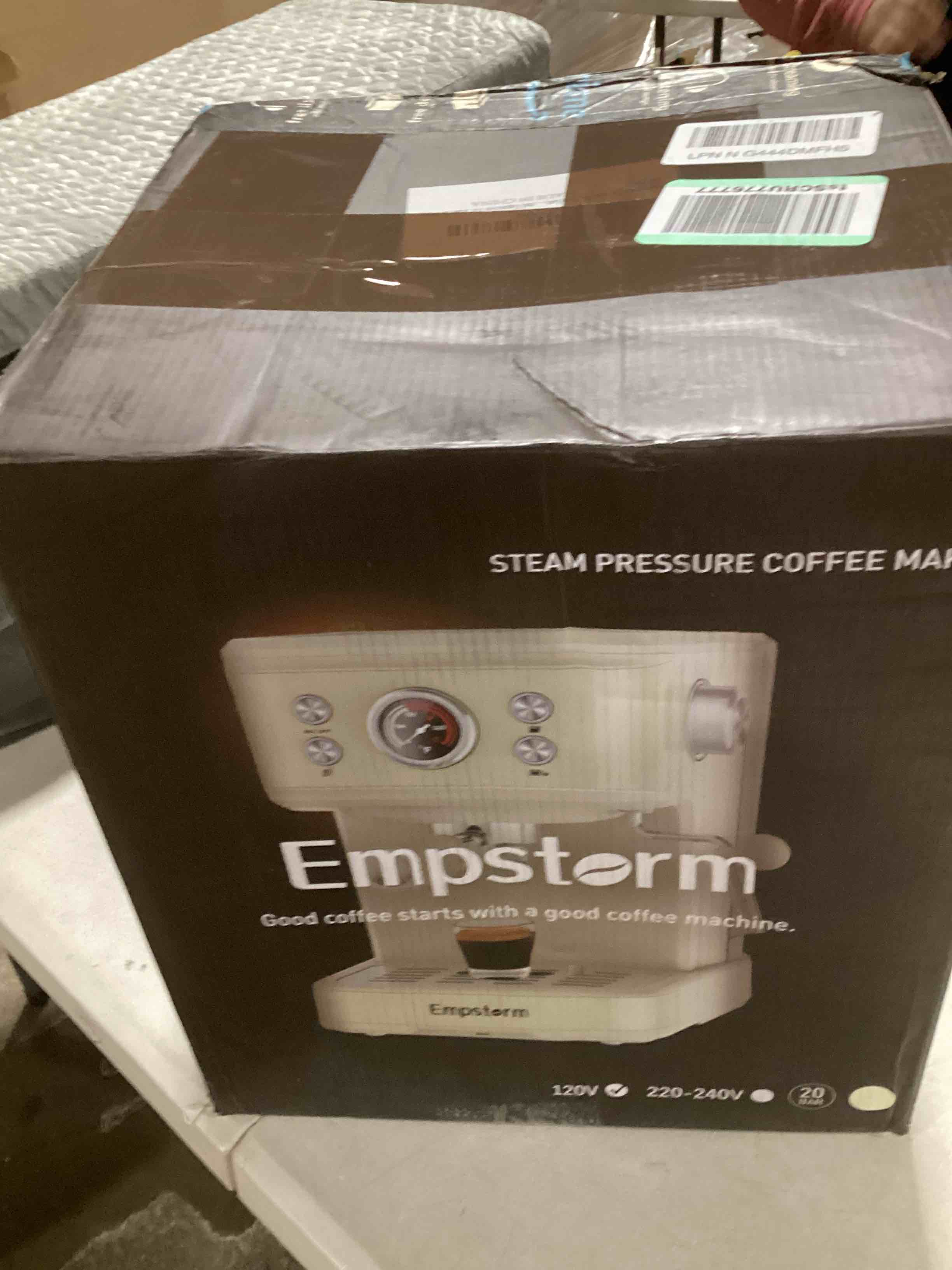 https://s3.amazonaws.com/lotting-images-prod/bidfta/PNK0443974_1729278043359.jpeg