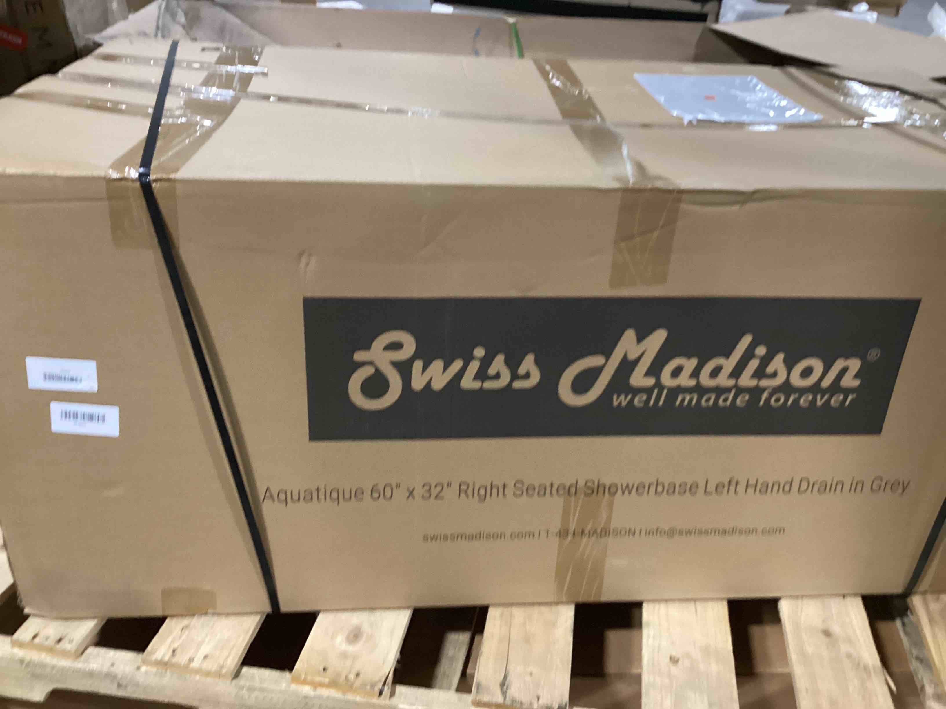 https://s3.amazonaws.com/lotting-images-prod/bidfta/PNK0444025_1730829865664.jpeg