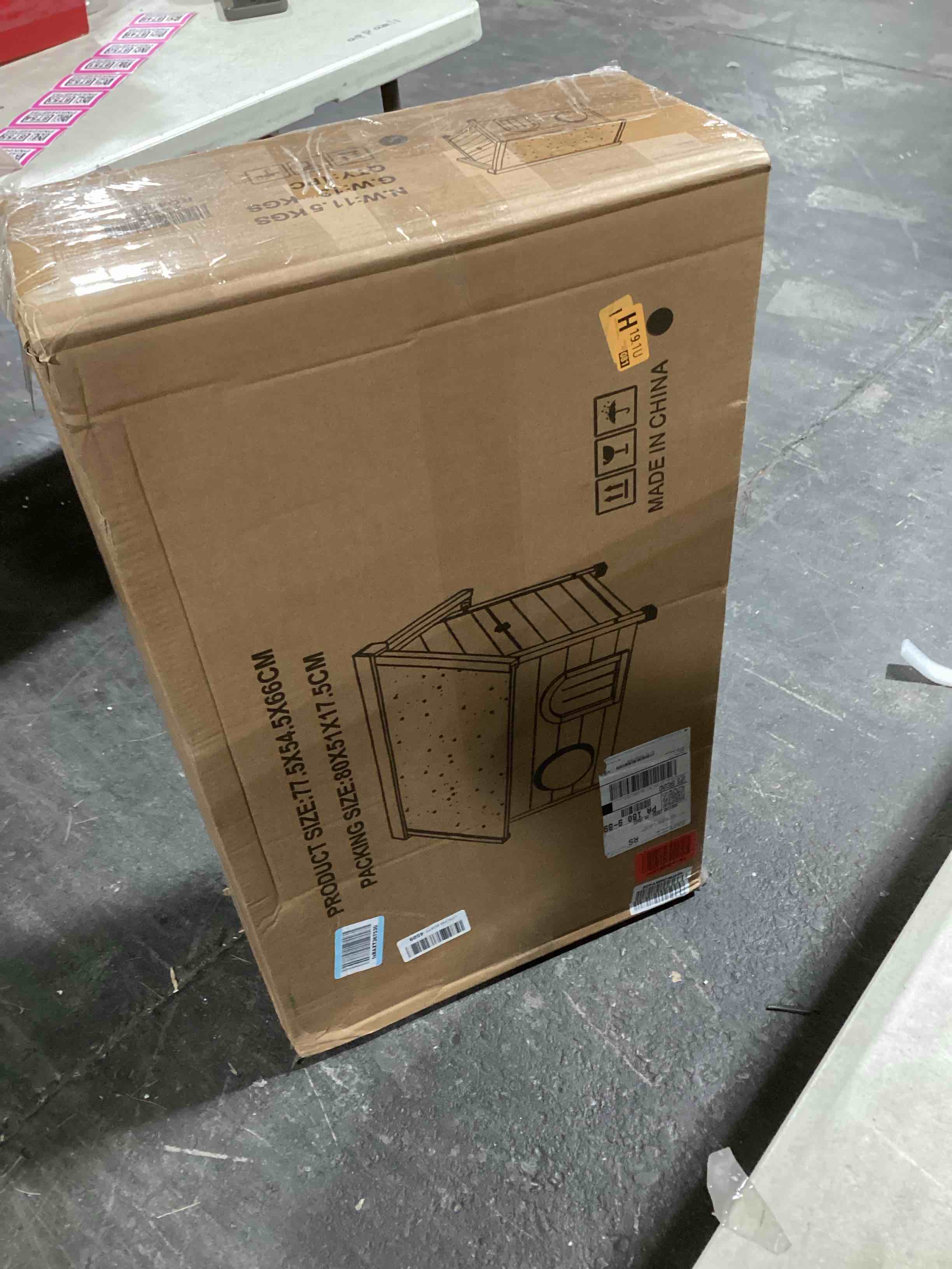https://s3.amazonaws.com/lotting-images-prod/bidfta/PNK0444197_1730731680549.jpeg